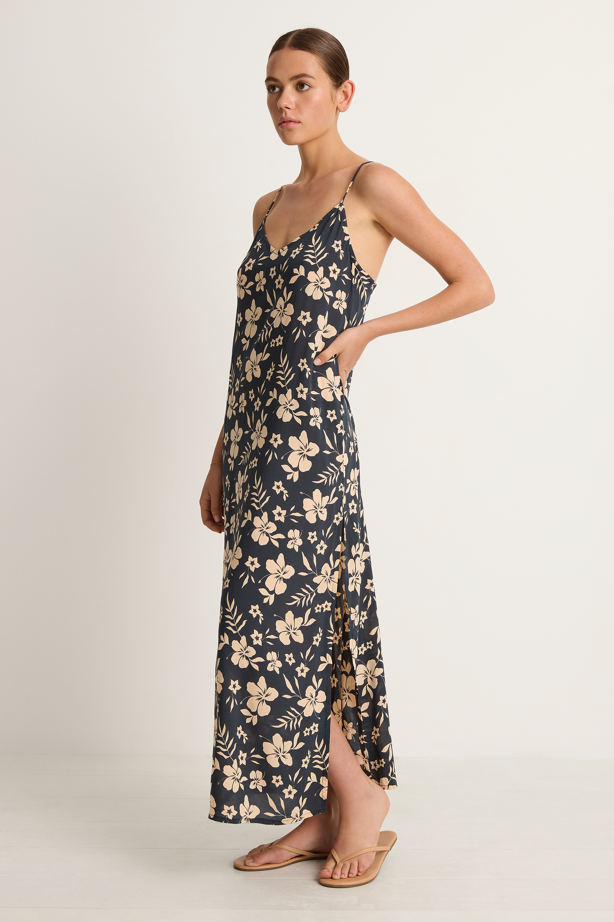 Mai Aria Maxi - Black Sundays