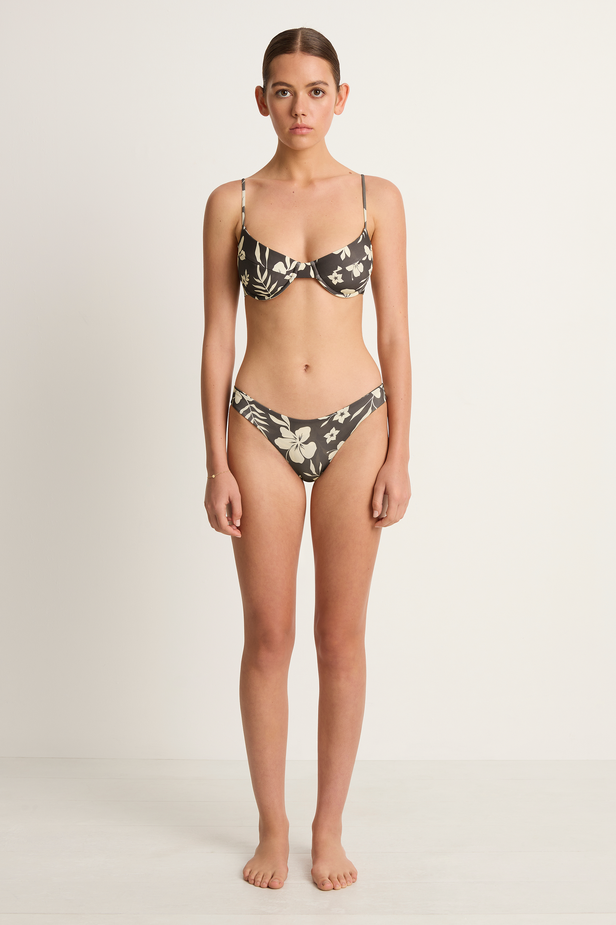 Mai Costa Top Everyday Bottom - Black Sundays