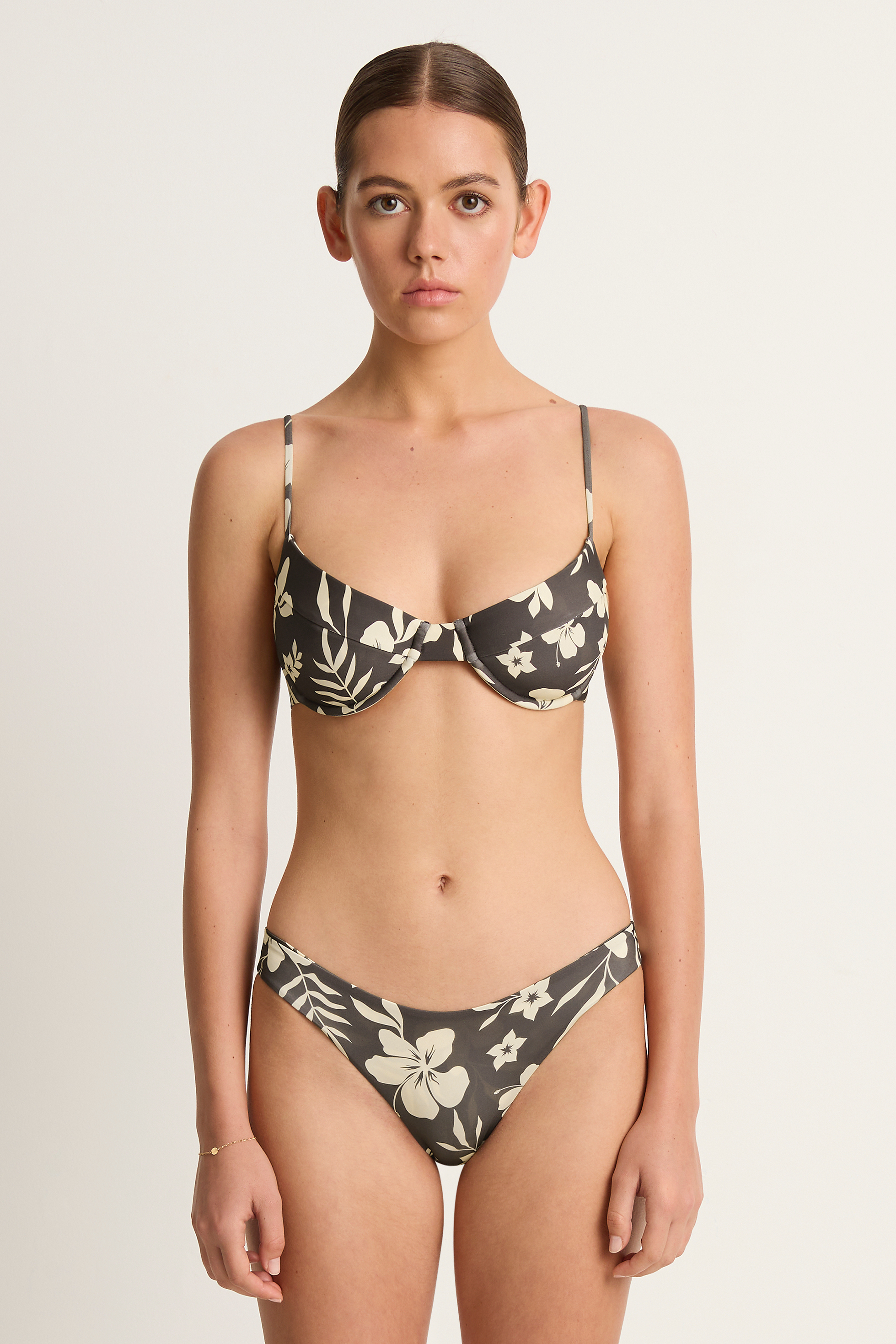 Mai Costa Top Everyday Bottom - Black Sundays