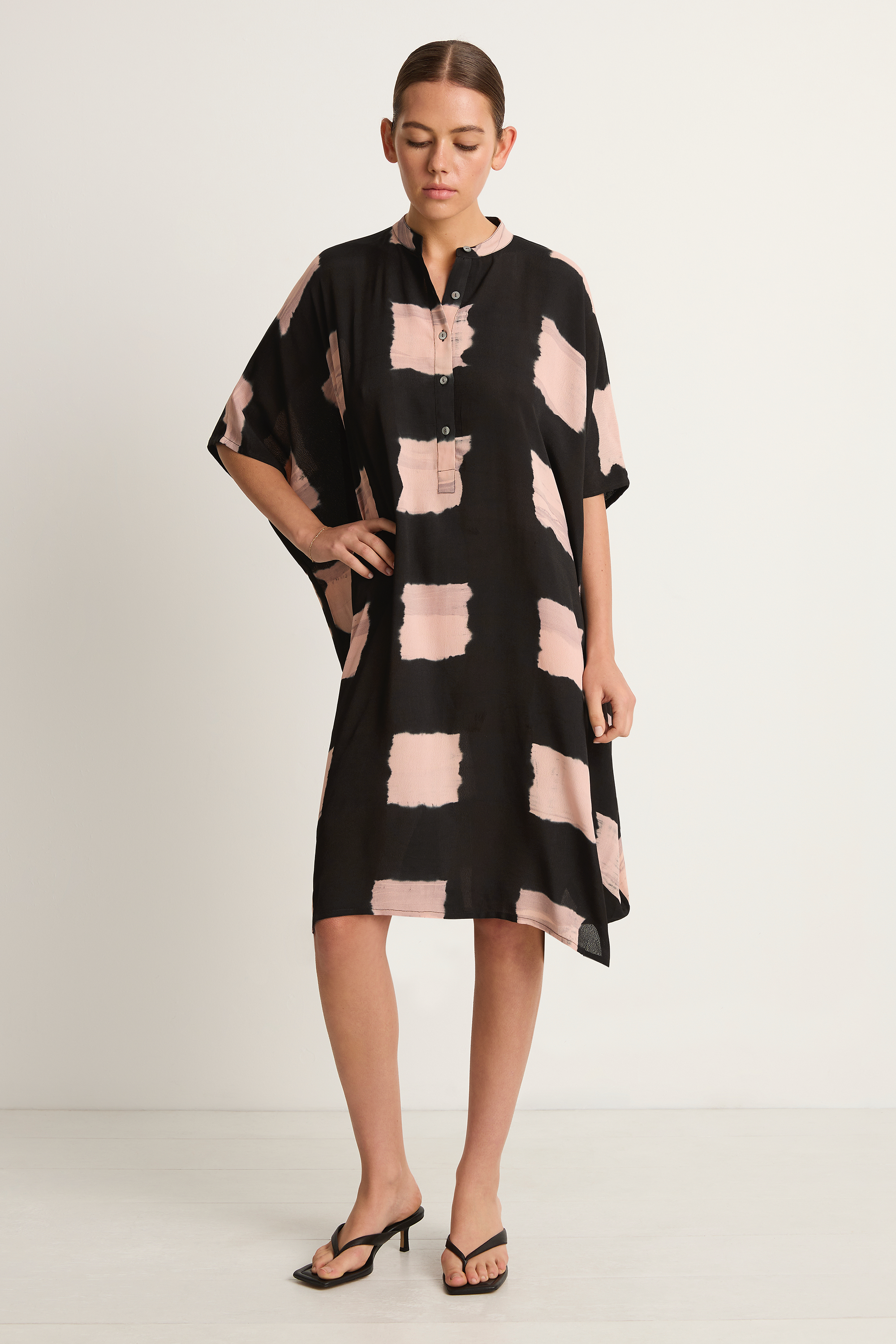 Nous Sam Caftan - Irregular Check