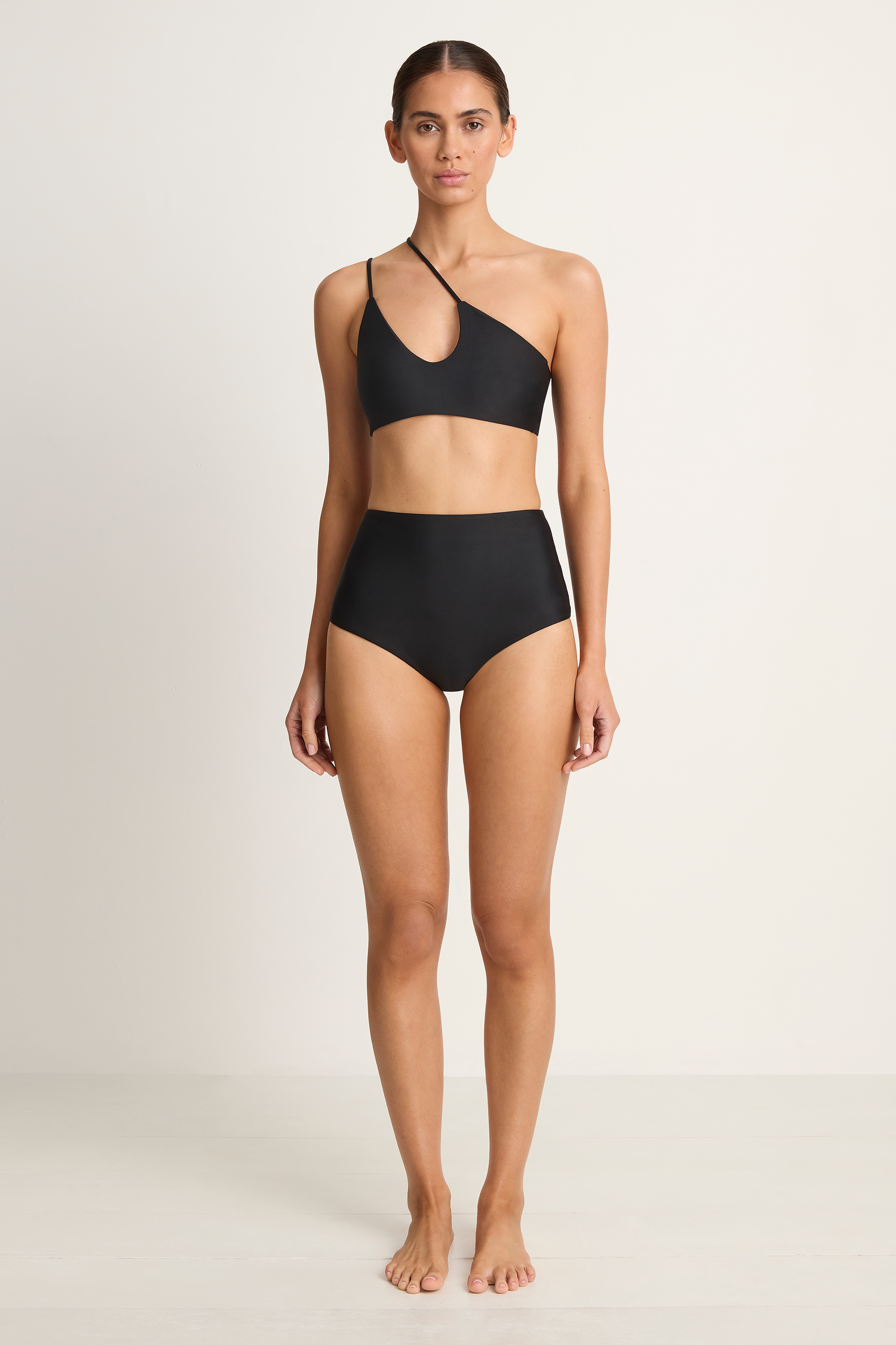 ACACIA Zael Top - Black