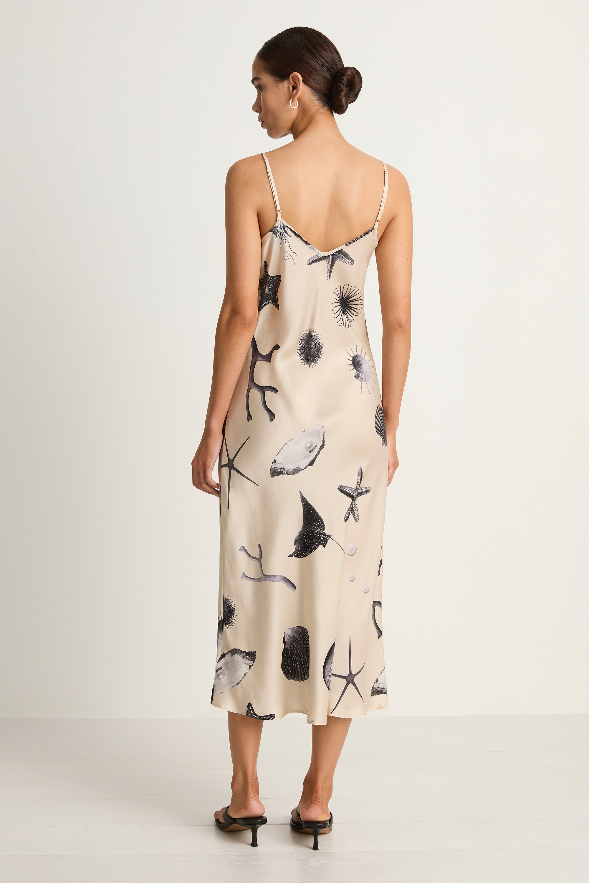 Silk Laundry 90s Slip Dress - Seashells