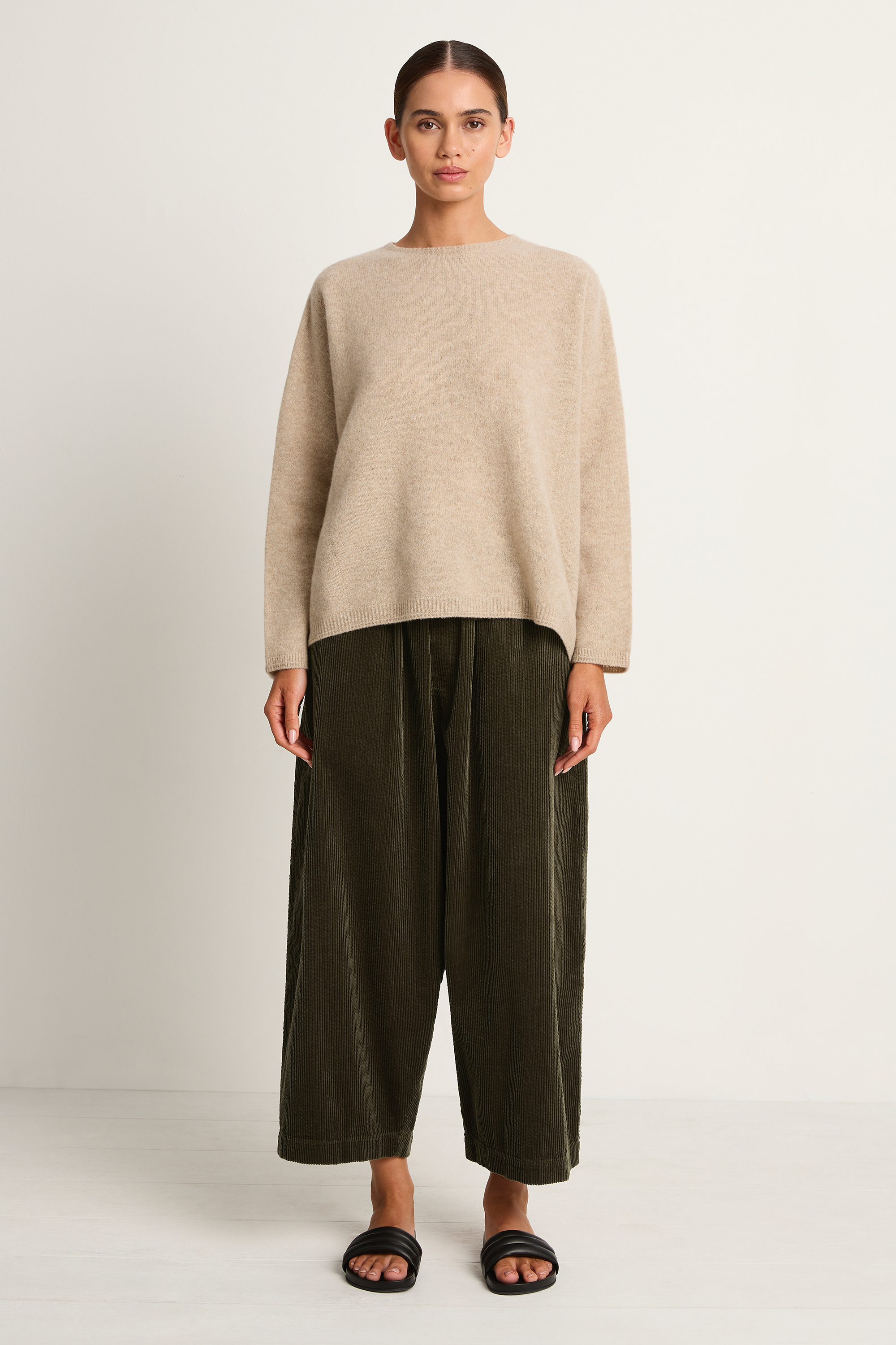 Pas De Calais Fine Wool Crewneck Pullover - Beige