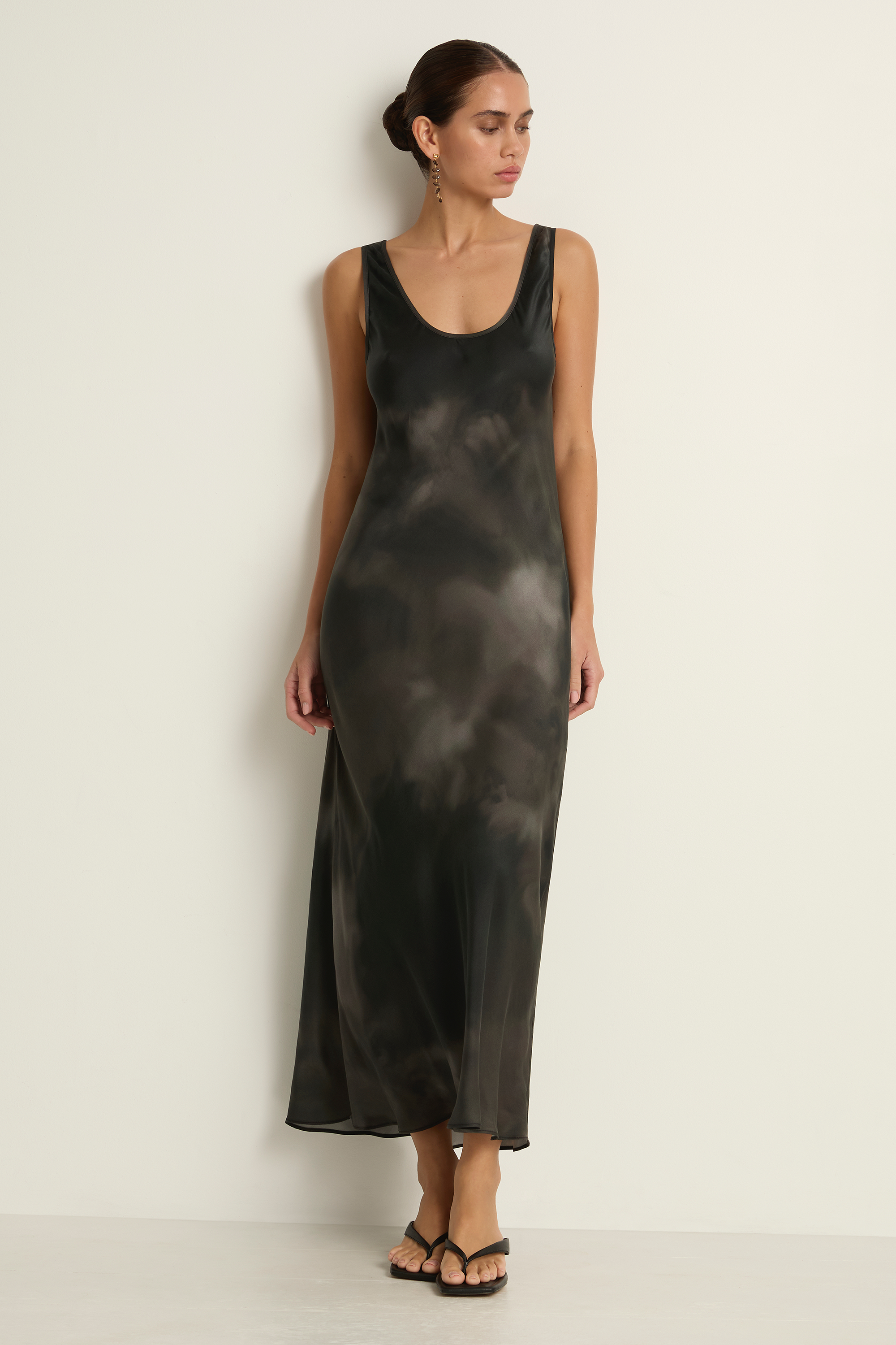 Silk Laundry Scoop Neck Dress - Smoke Silk Laundry Scoop Neck Dress - Smoke