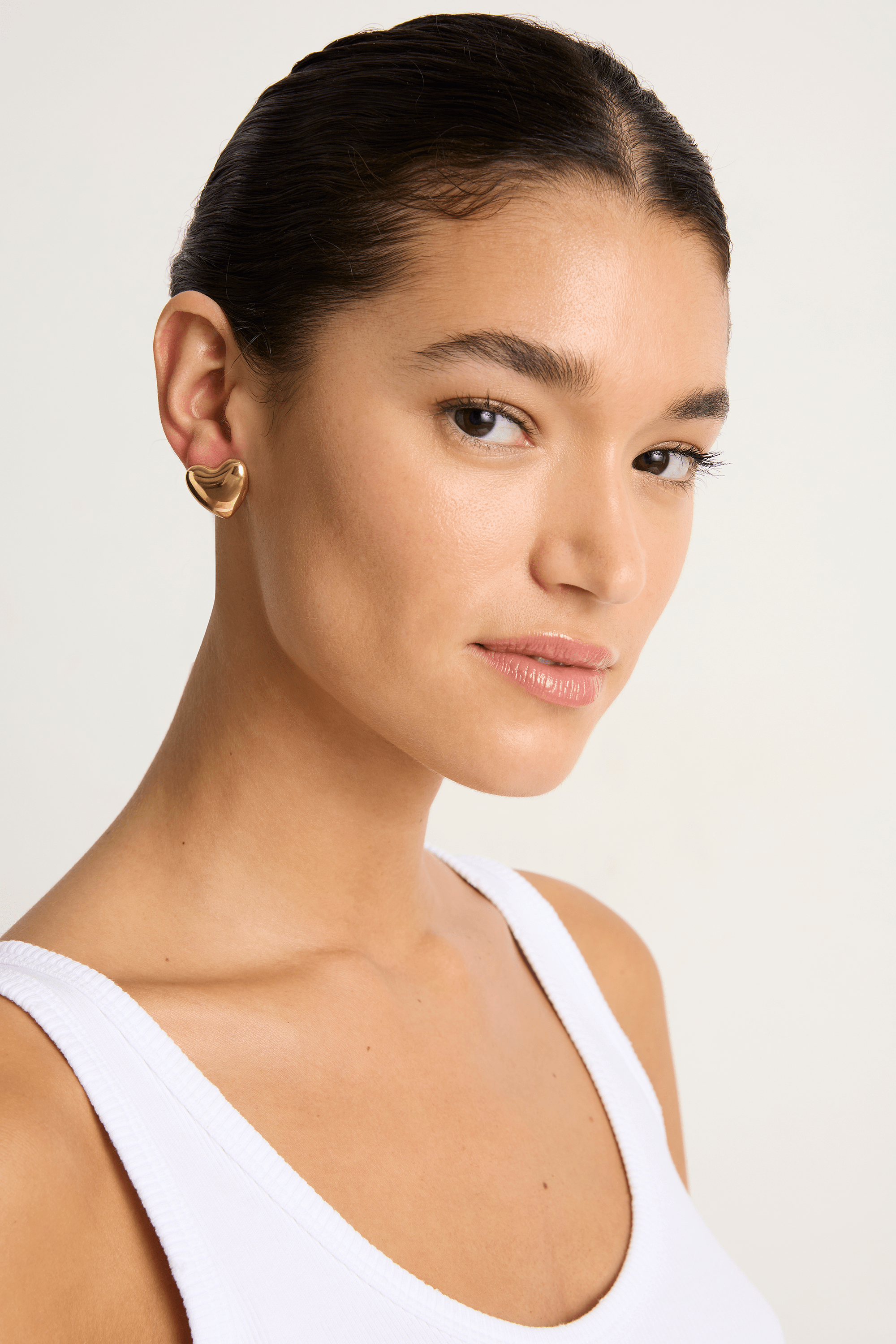 Annika Inez Voluptuous Heart Earrings - Small Gold
