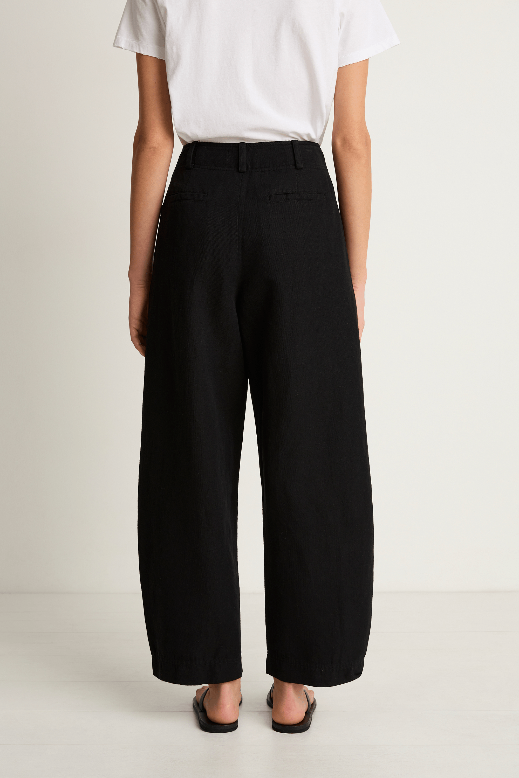 Apiece Apart Bari Crop Trouser - Black