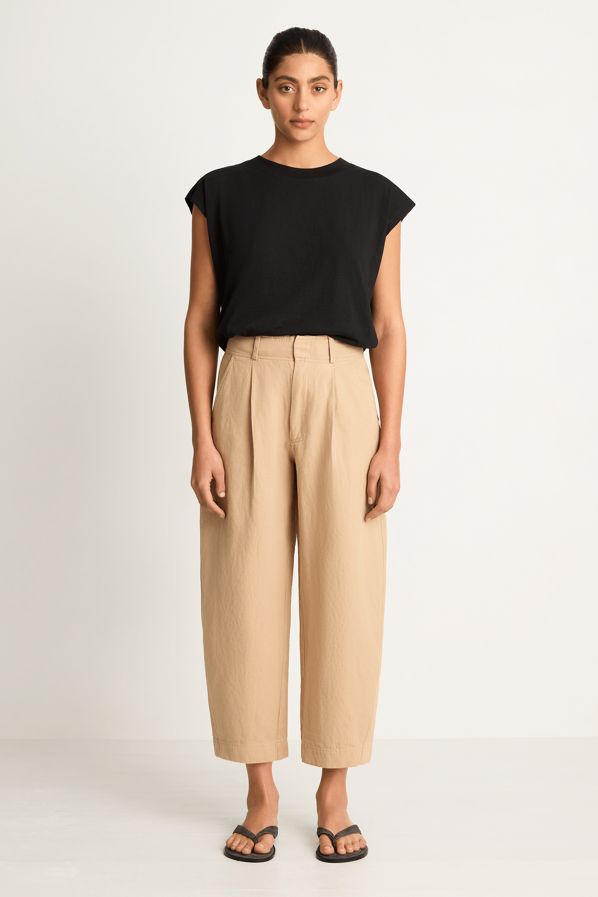 Apiece Apart Bari Crop Trouser - Desert