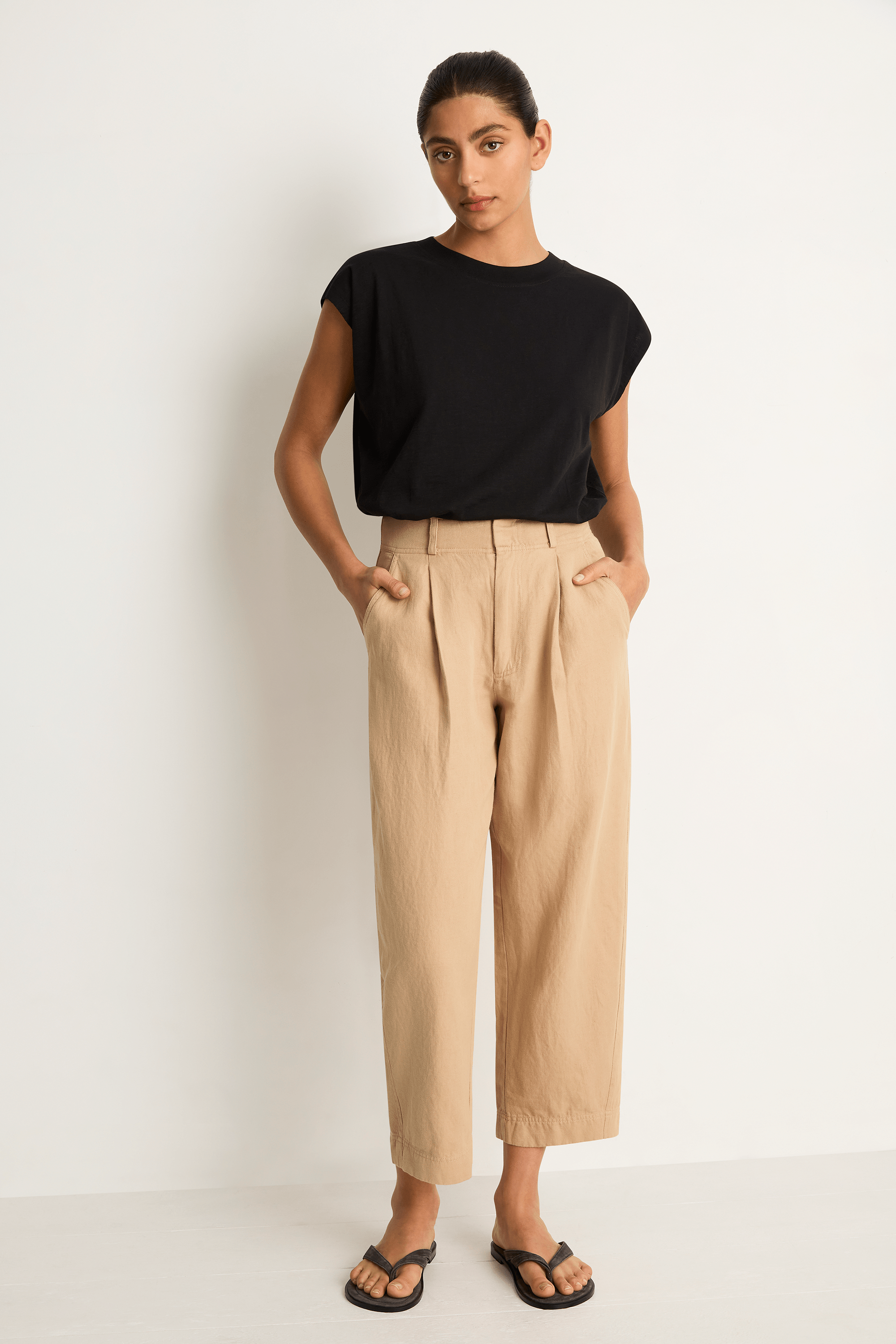 Apiece Apart Bari Crop Trouser - Desert