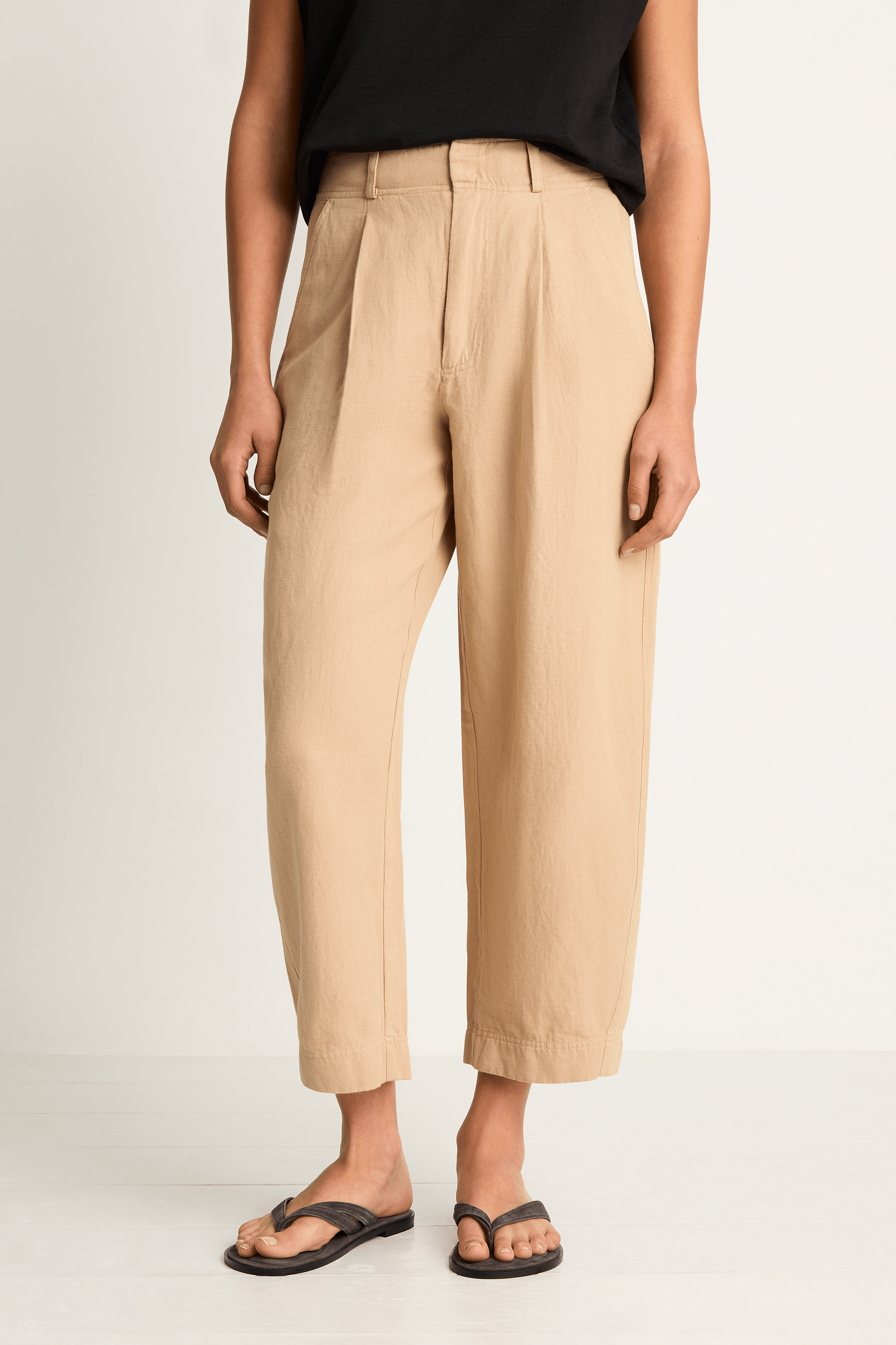 Apiece Apart Bari Crop Trouser - Desert