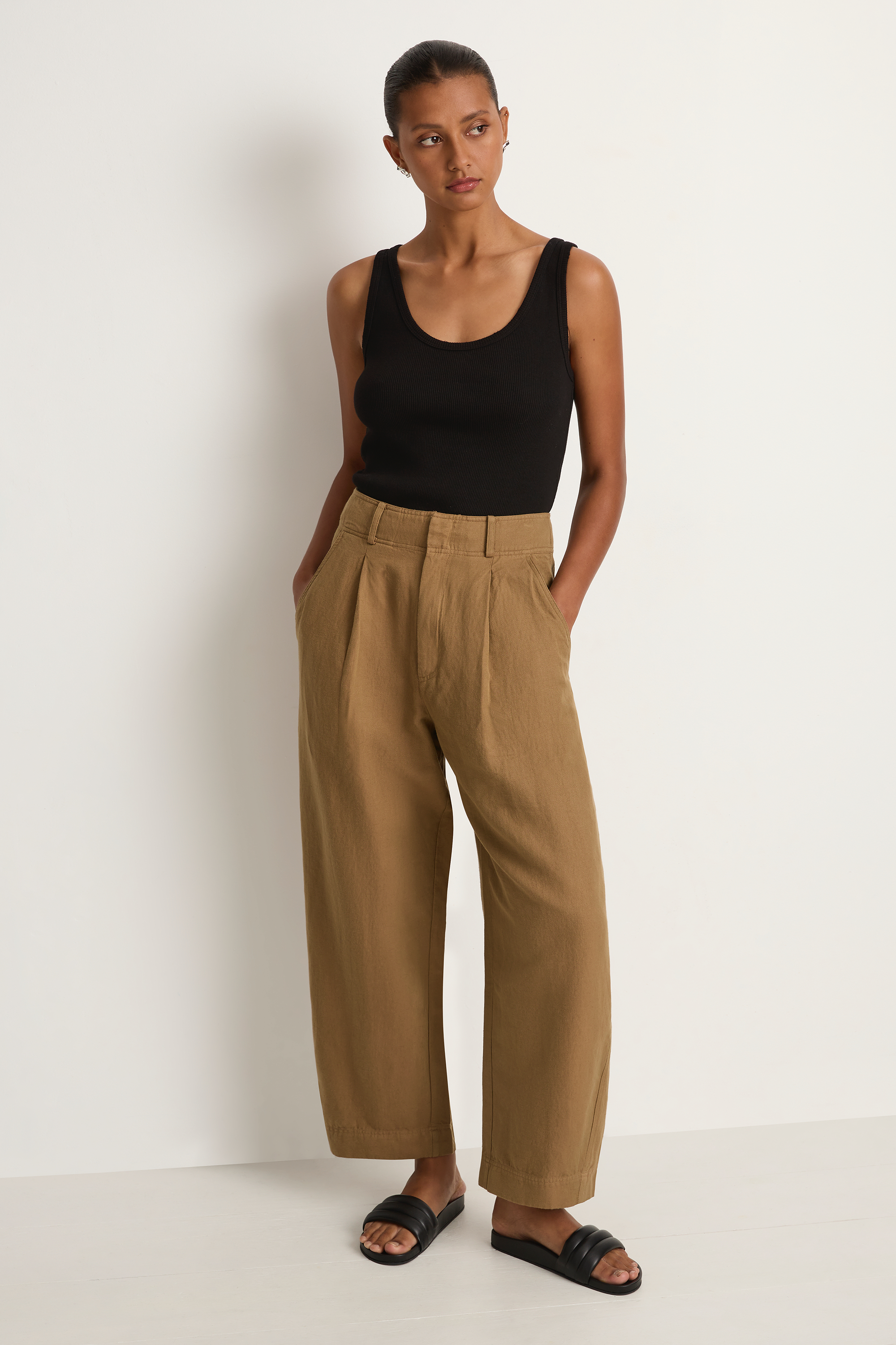 Apiece Apart Bari Crop Trouser - Oak