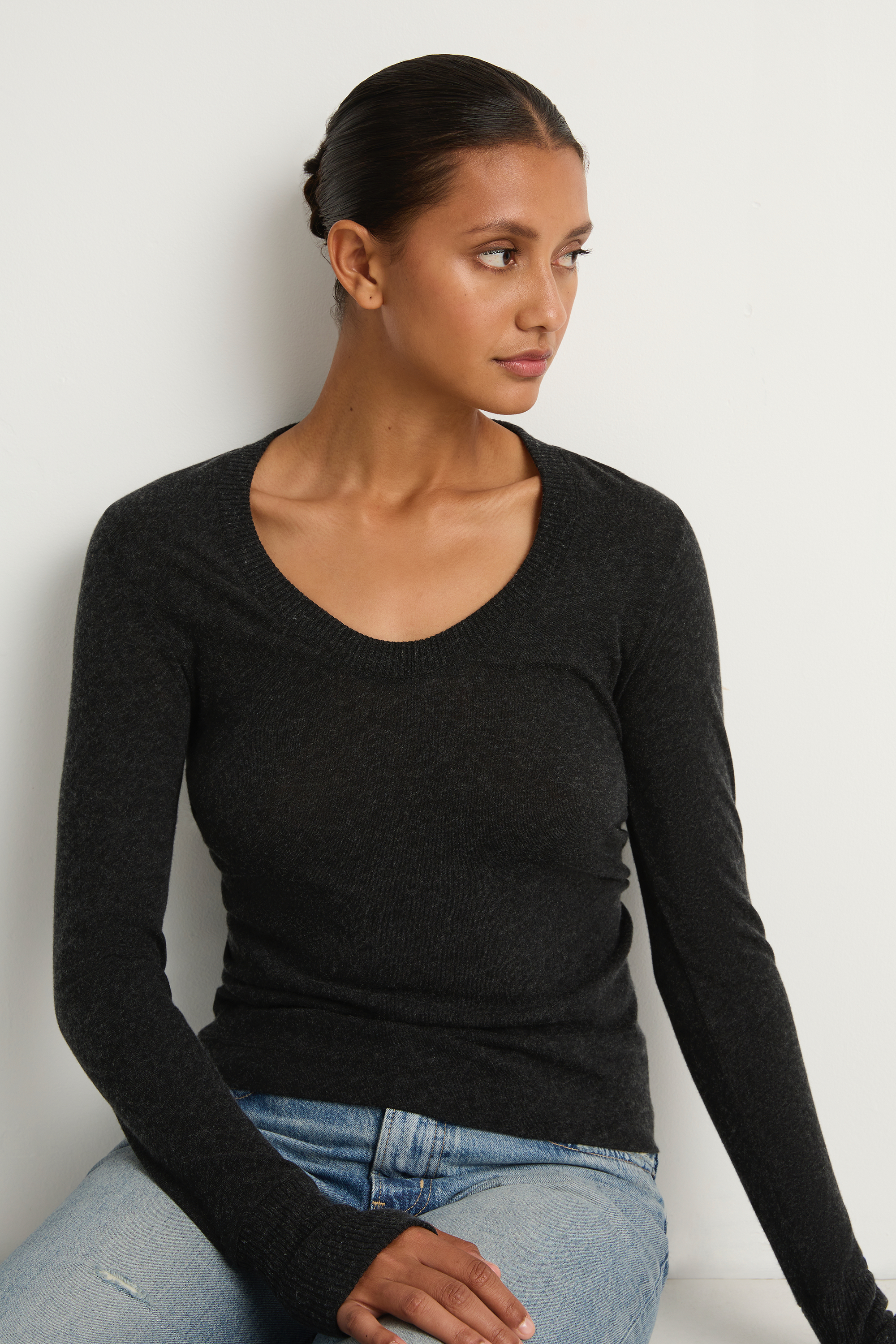 Enza Costa Cashmere Easy Cuffed U - Charcoal