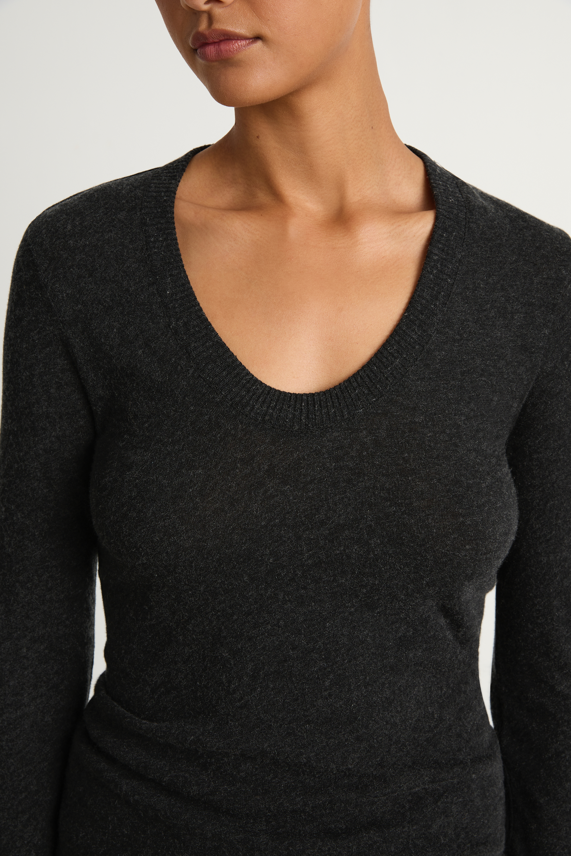 Enza Costa Cashmere Easy Cuffed U - Charcoal