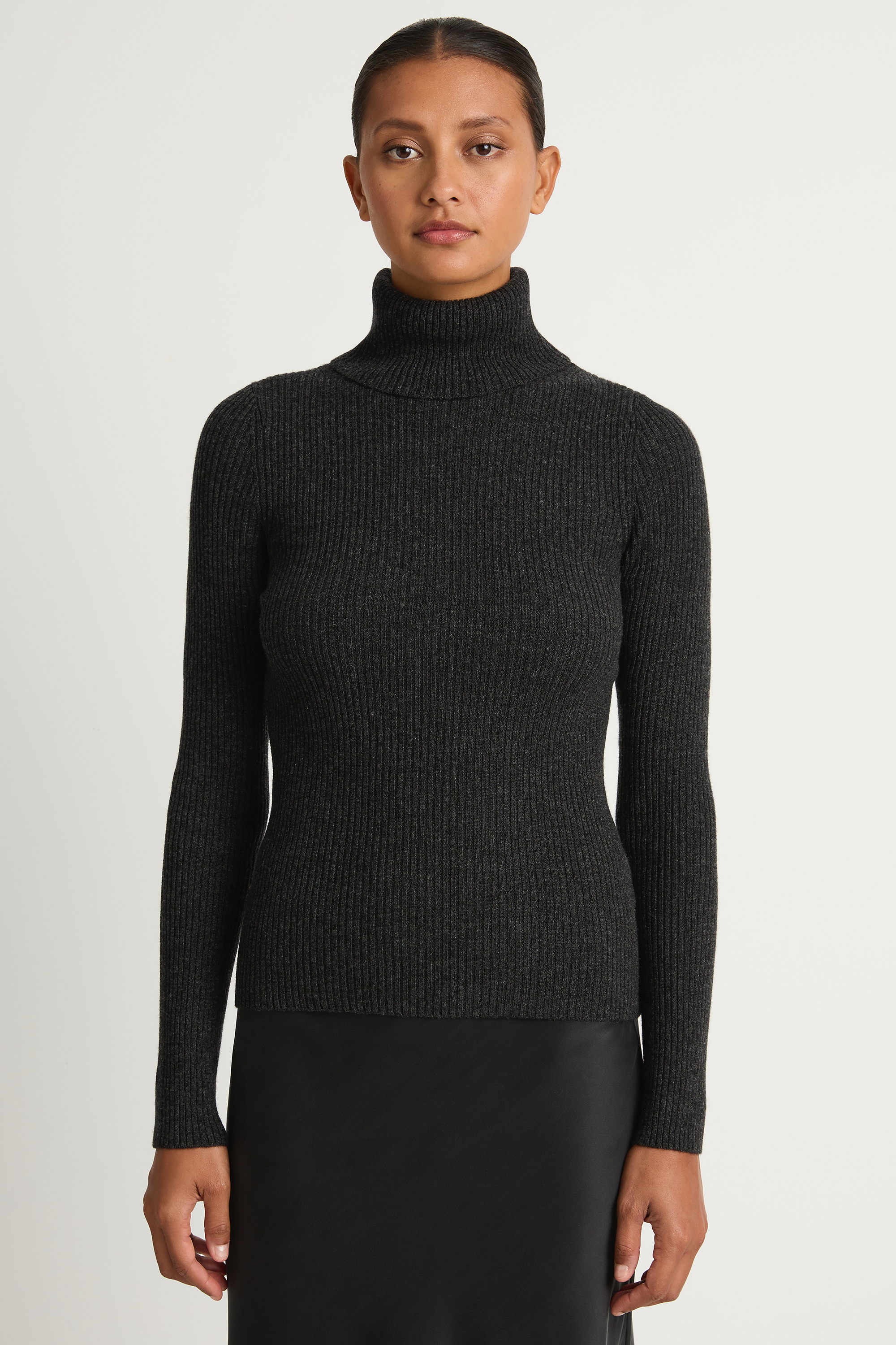 Enza Costa Cashmere Rib Turtleneck Sweater - Charcoal