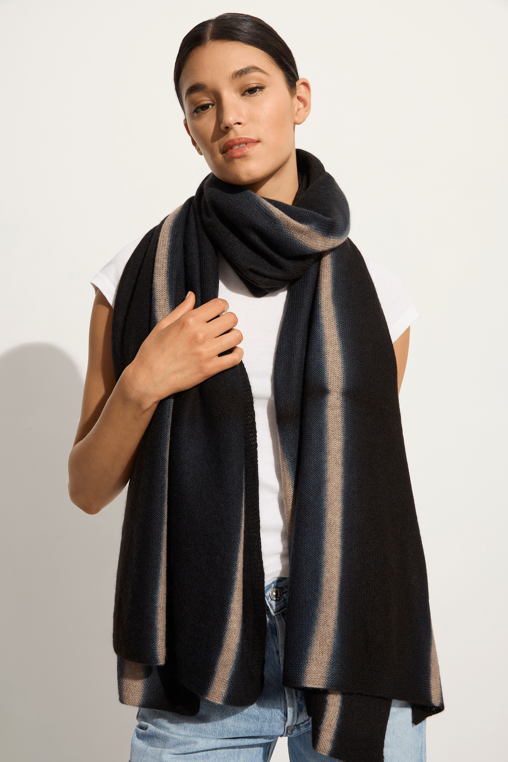 Suzusan Cashmere knit shawl Boujime Shibori line in black / light coffee