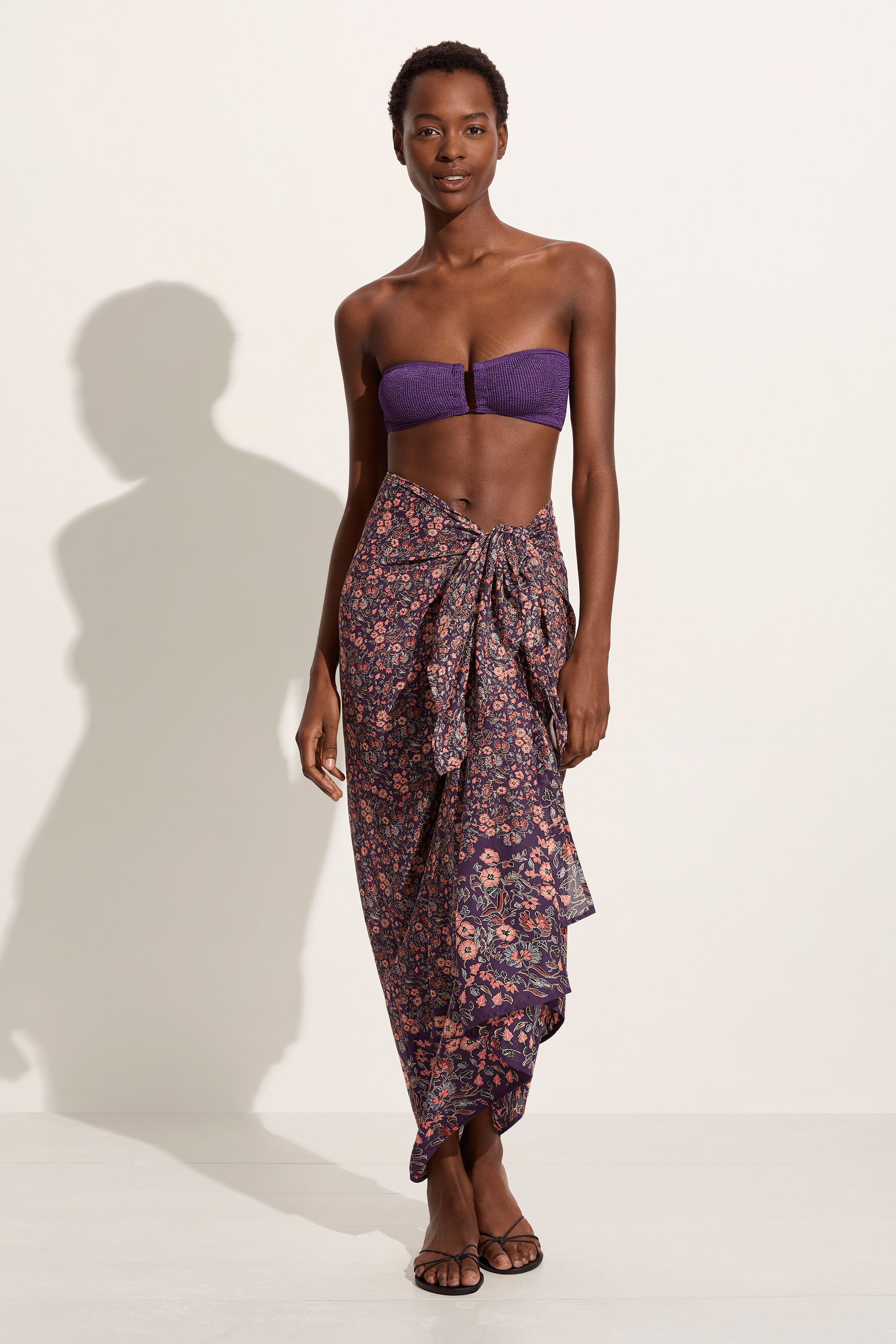 Natalie Martin Sarong in petitie fleur print aubergine