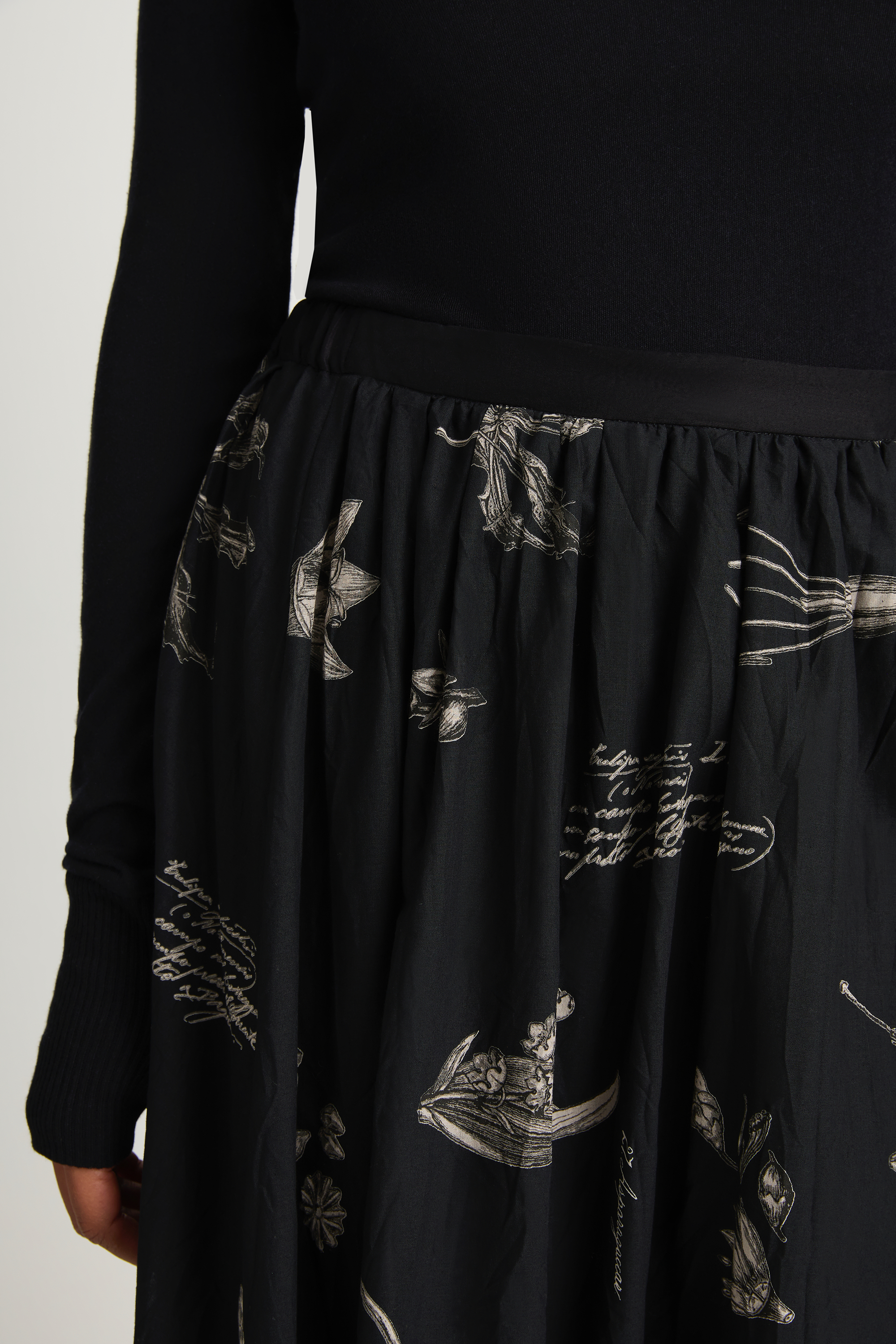 Pas De Calais Plant Growth Print Skirt - Black