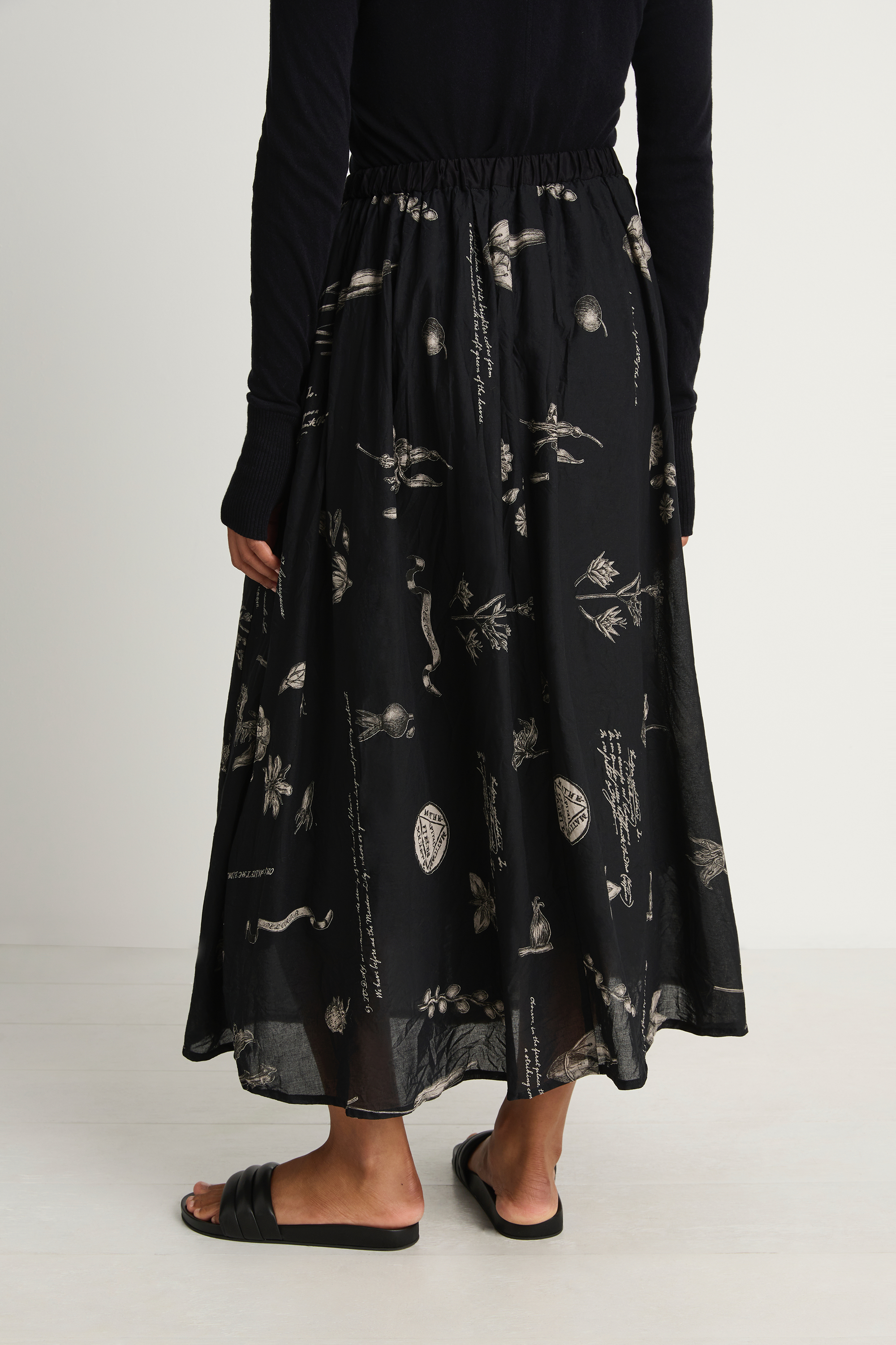 Pas De Calais Plant Growth Print Skirt - Black