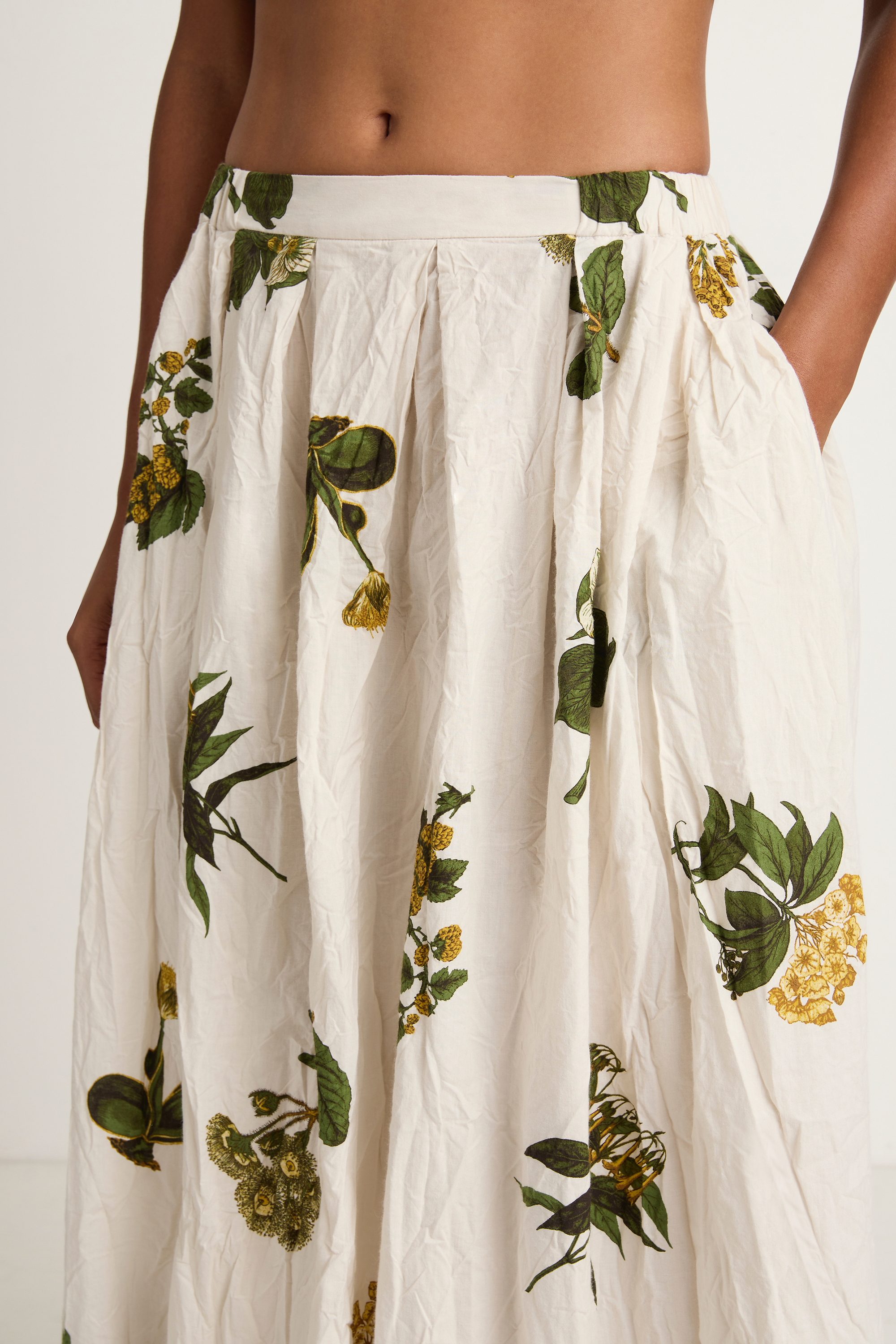 Pas De Calais Summer Botanica Print Skirt - Ivory