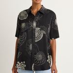 Silk Laundry Short Sleeve Boyfriend shirt - Fibonacci Black