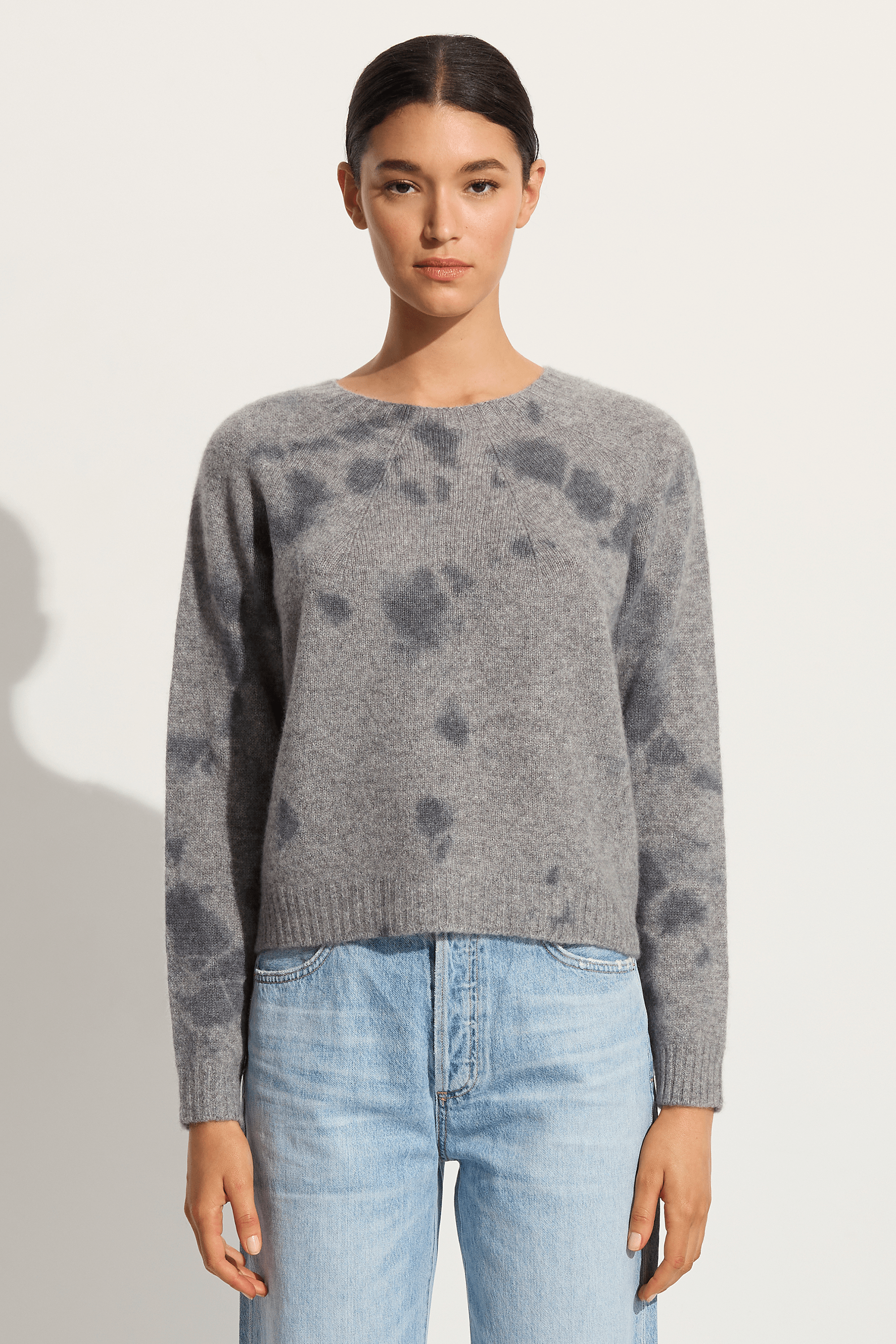 Suzusan Cashmere seamless pullover Short in grey / grey