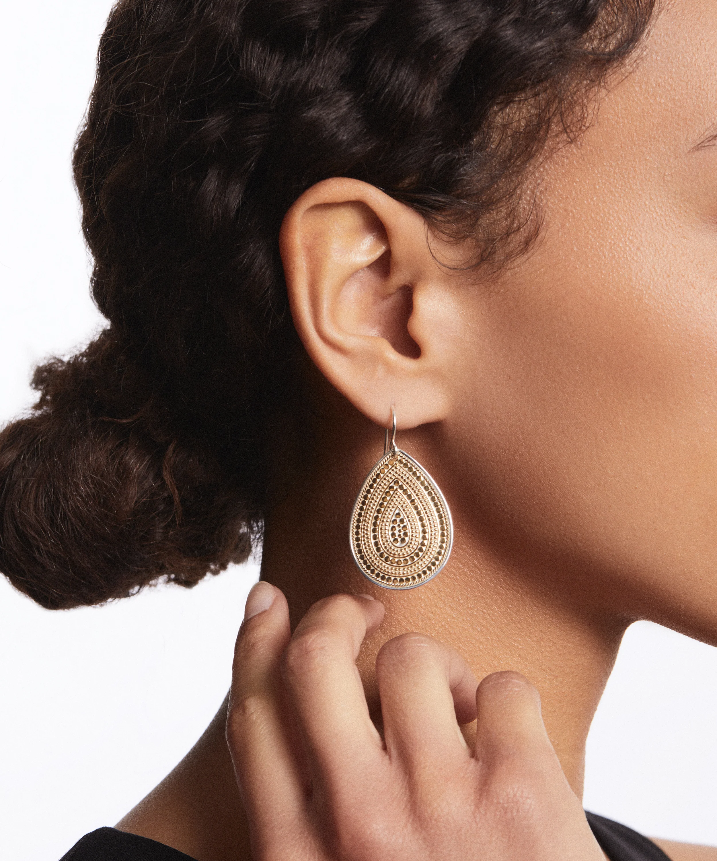 Anna Beck Classic Large Teardrop Earrings - Gold