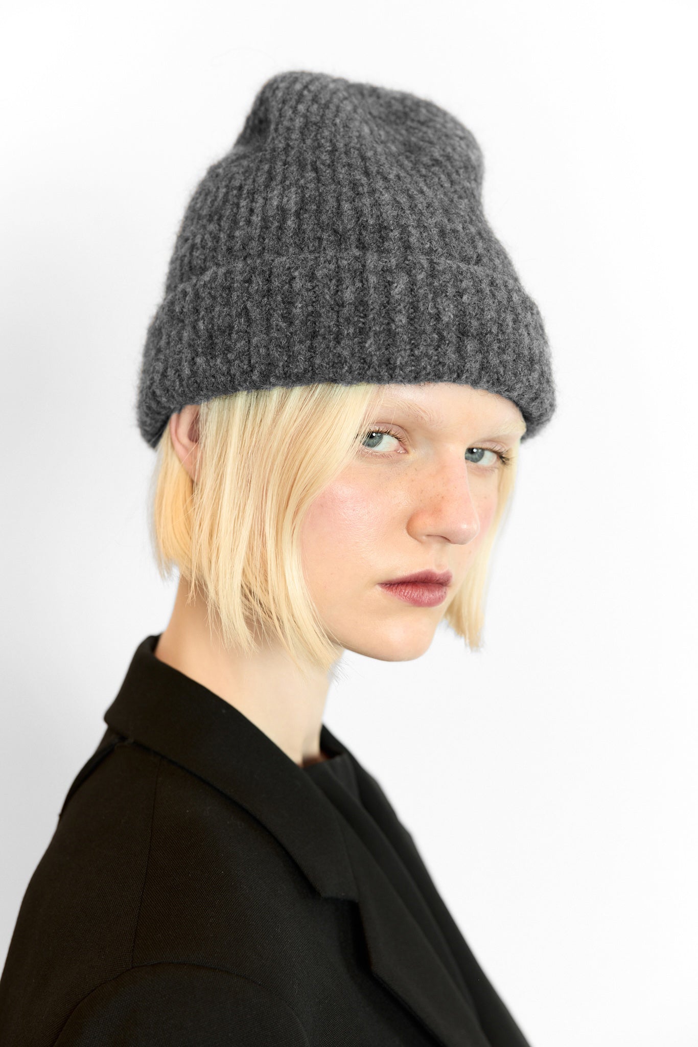 Janessa Leoné Piper Beanie - Dark Grey