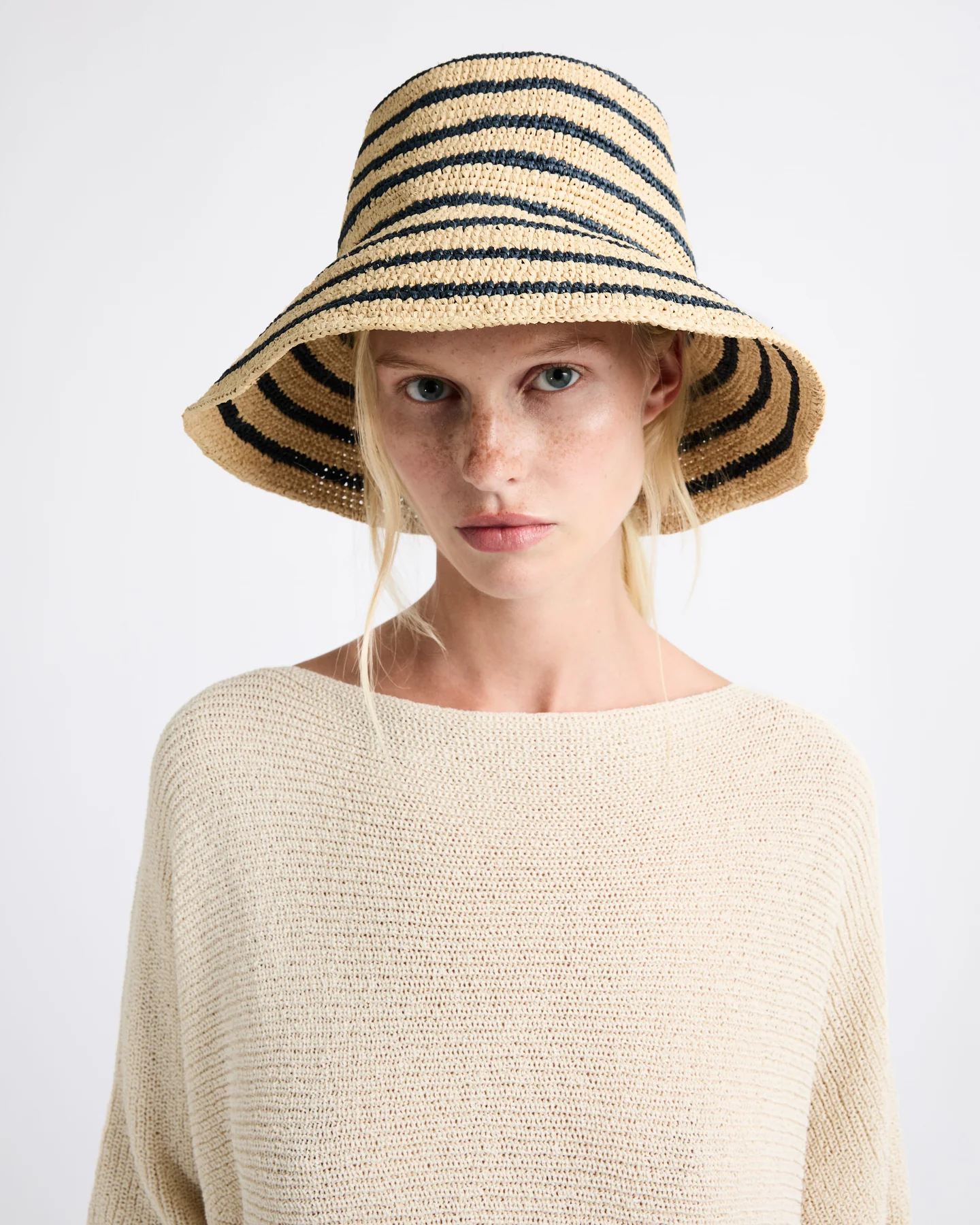 Janessa Leoné Felix Bucket Hat - Harbor