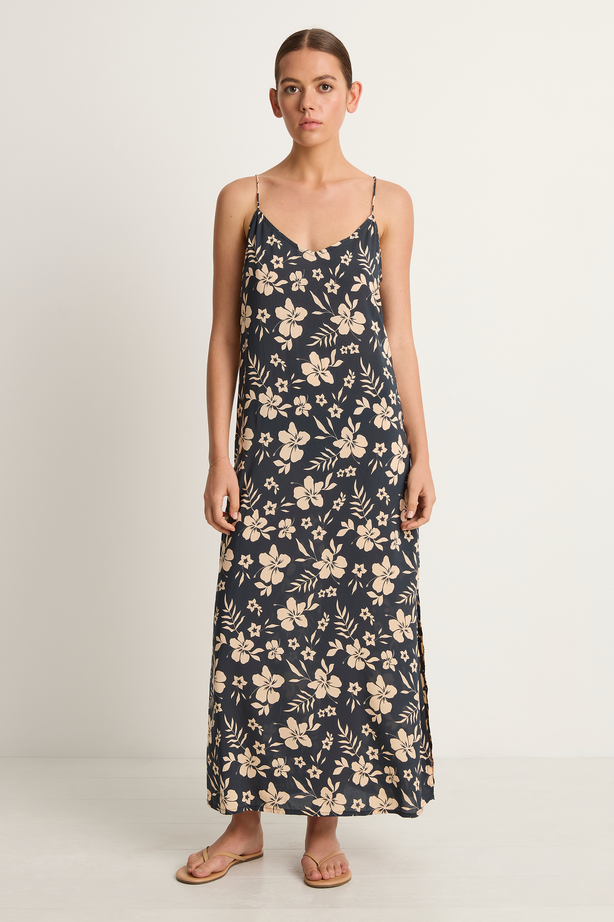 Mai Aria Maxi - Black Sundays