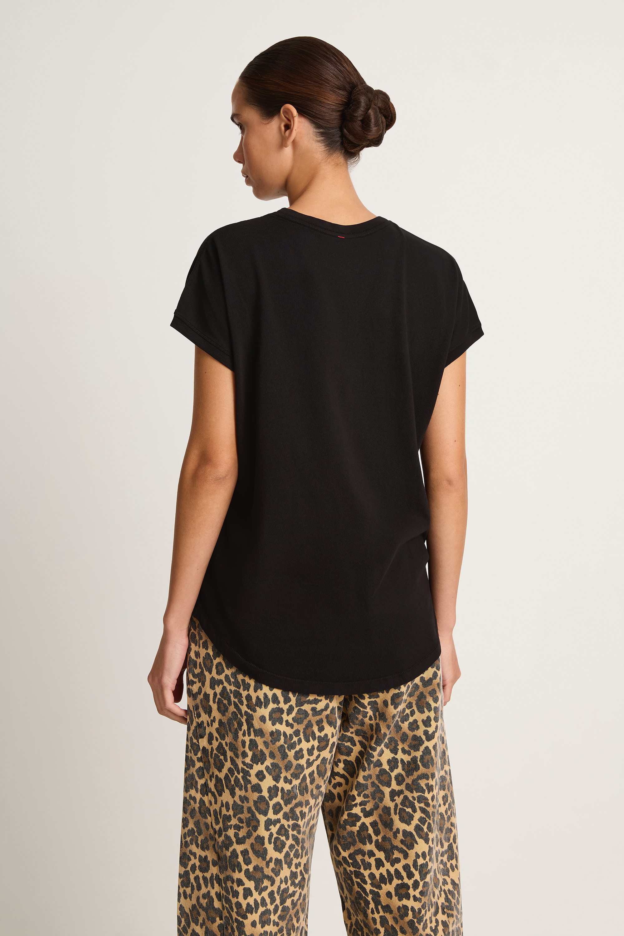 Le Bon Shoppe Ease Tee - True Black