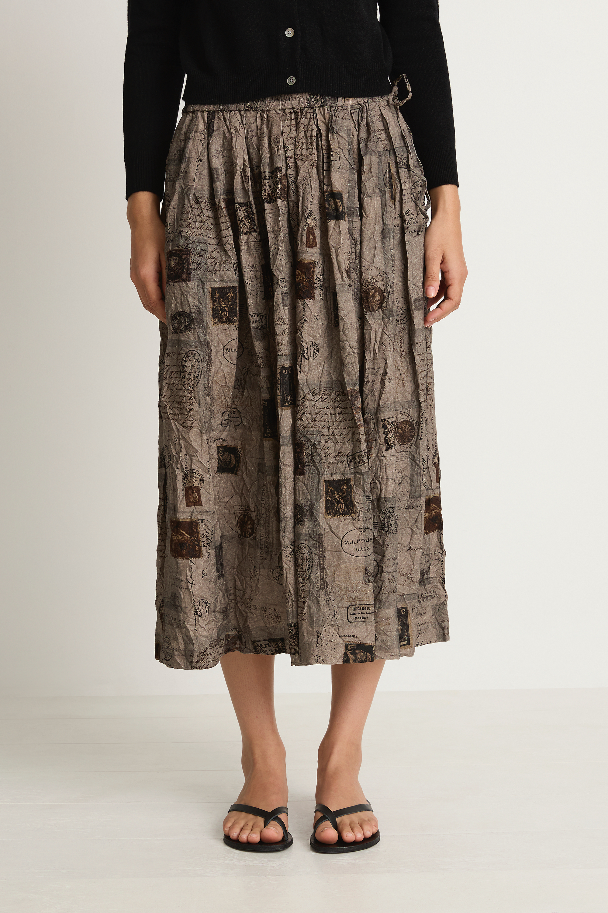 Pas De Calais Romantic Travel Skirt- Charcoal