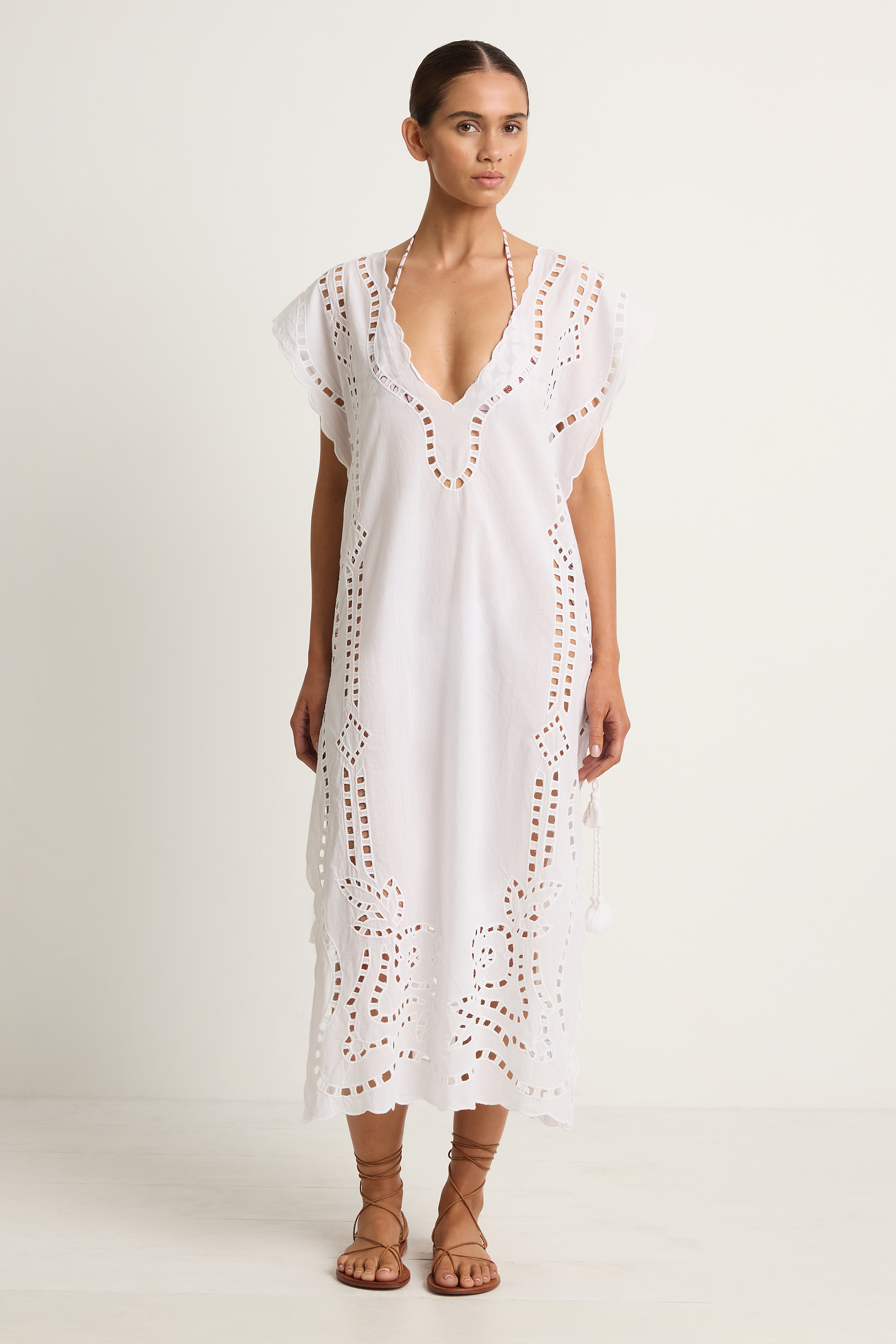 Juliet Dunn Narrow Poncho with Oversized Cutwork - white