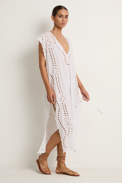 Juliet Dunn Narrow Poncho with Oversized Cutwork - white