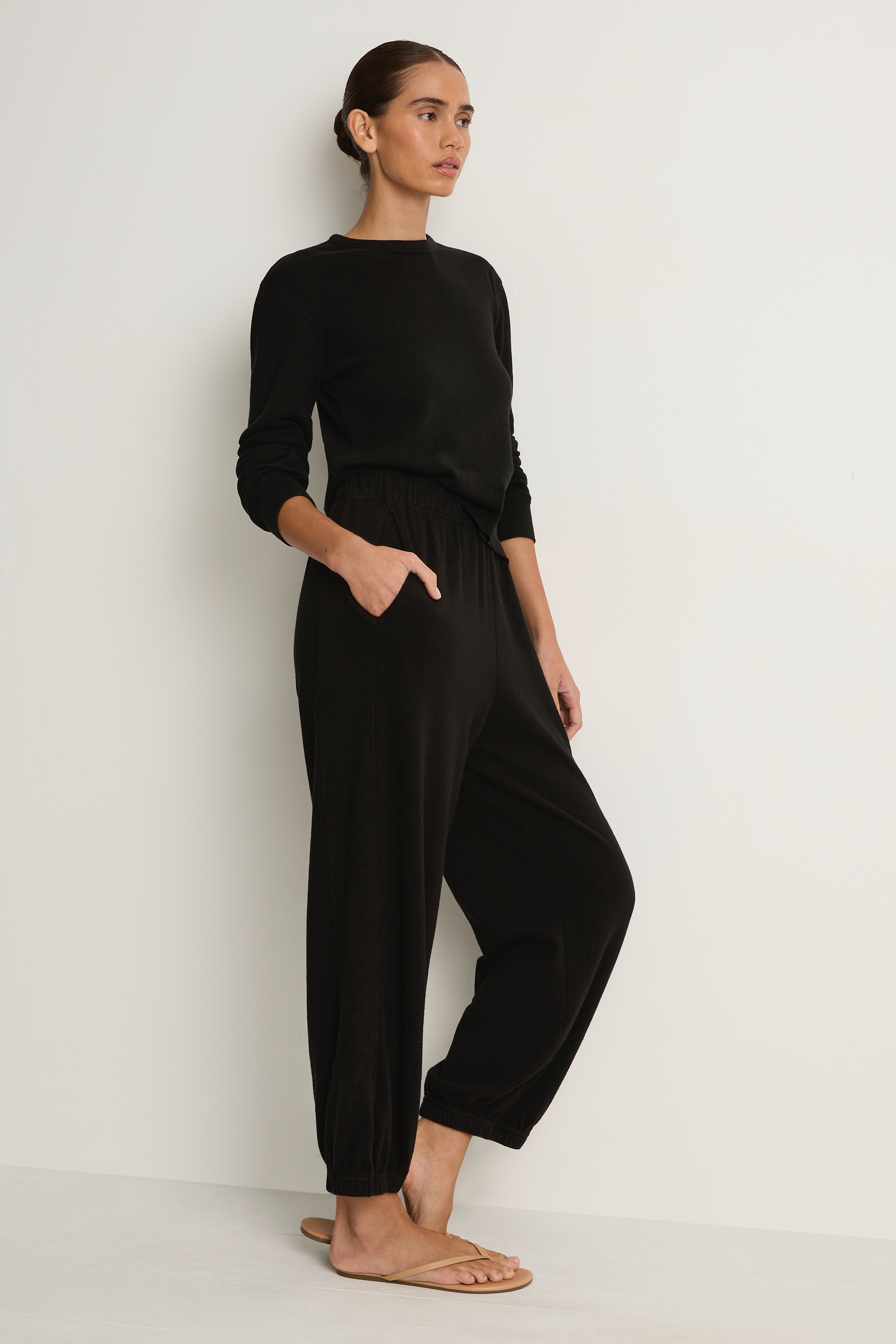 Le Bon Shoppe Pointelle Fundamental Tee & Balloon Pants - Black