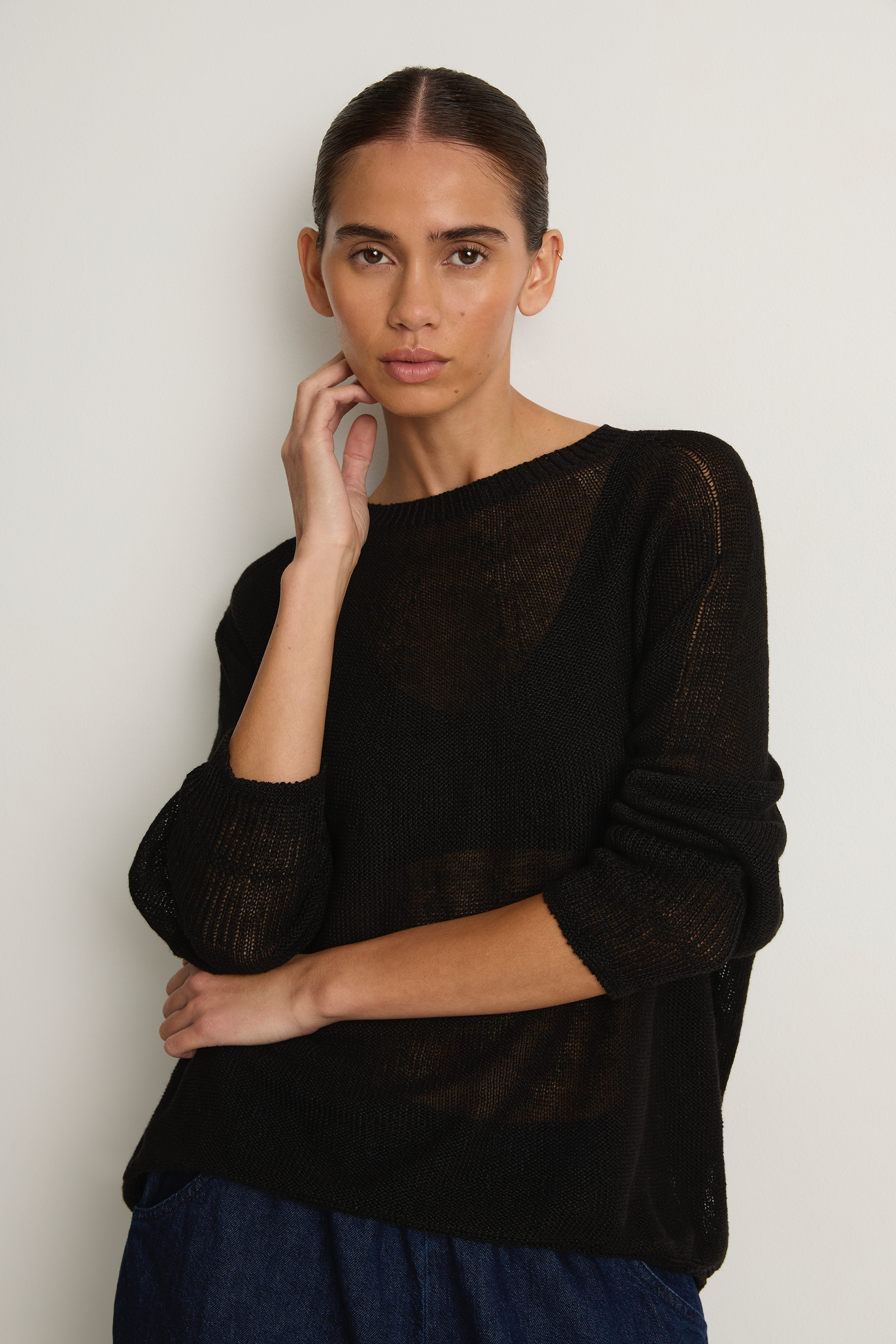 Pas De Calais Normandy Linen Crew Neck Pullover - Black