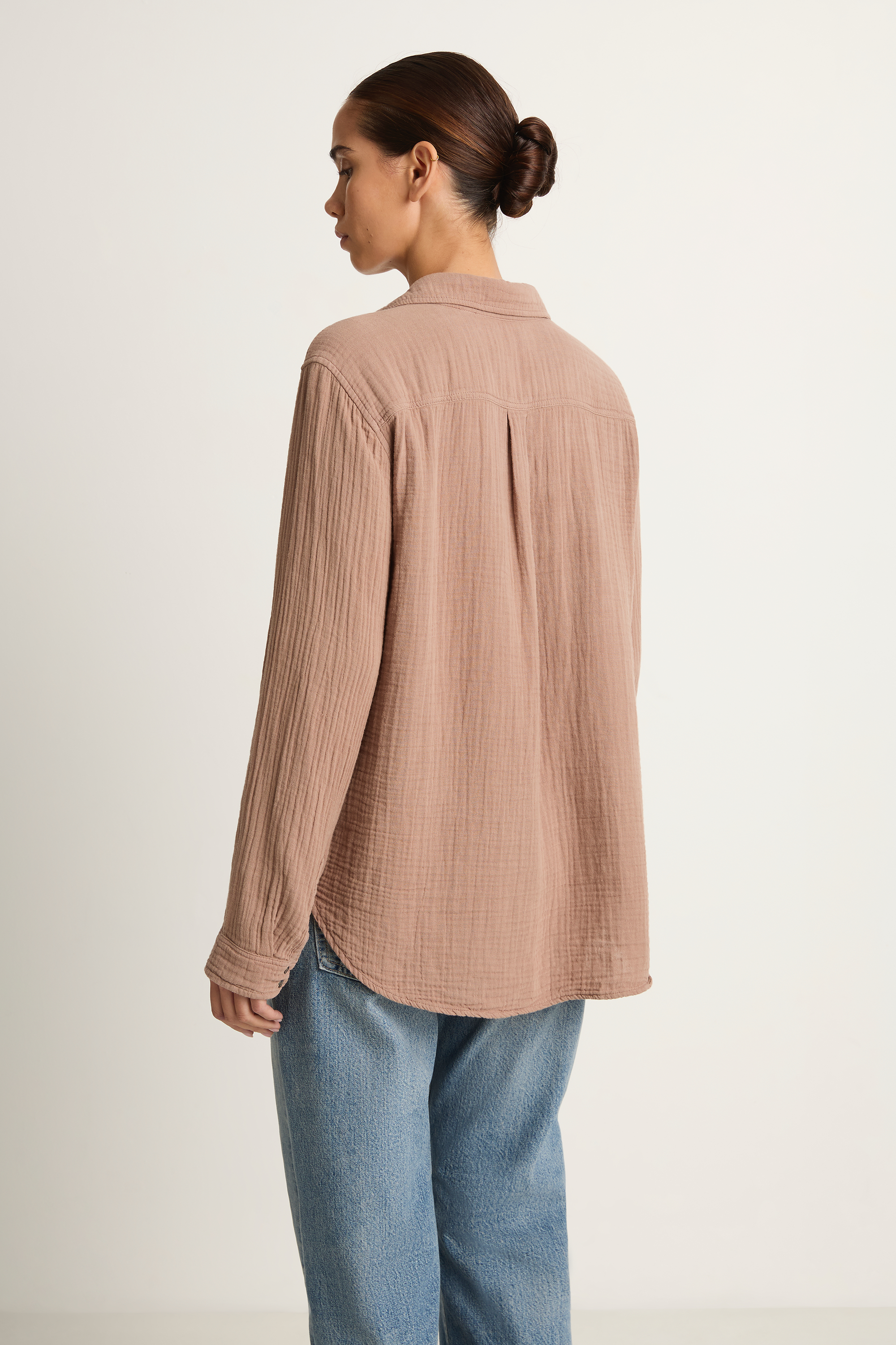 Xirena Scout Shirt - Ash Brown