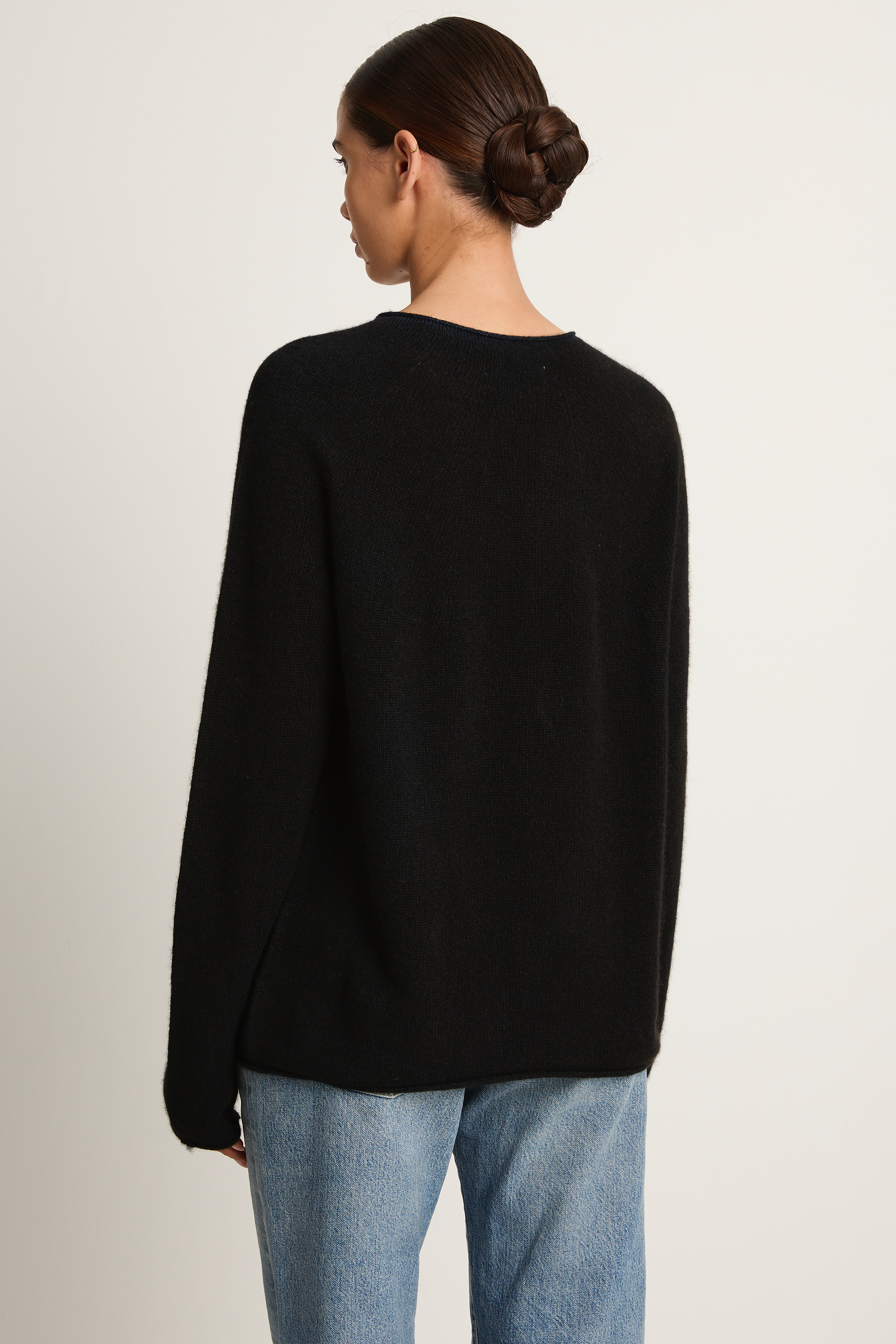 Suzusan Cashmere Seamless Long Pullover - Mokume Shibori Cat Black Suzusan Cashmere Seamless Long Pullover - Mokume Shibori Cat Black