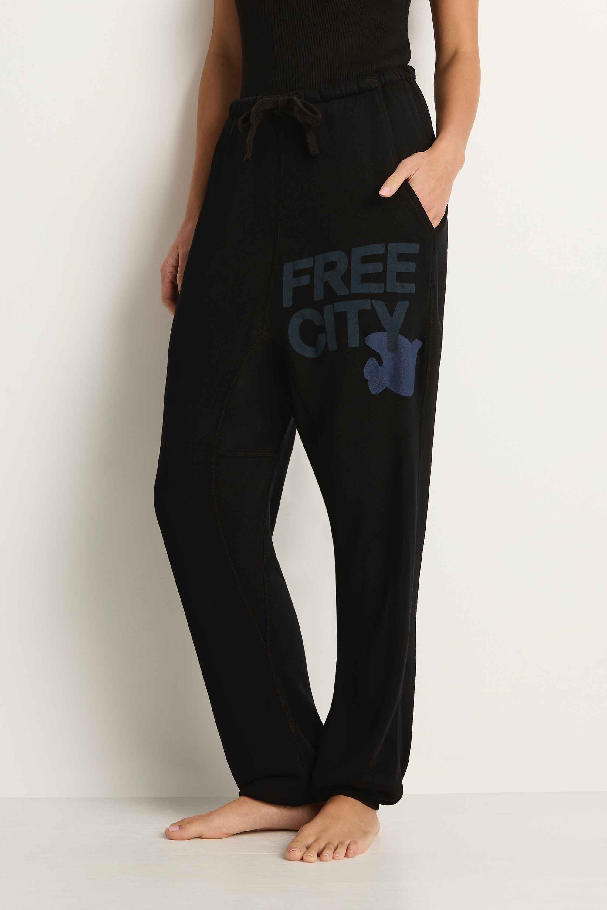 FREECITY Superfluff Pocket Lux Sweatpant - Moonshadow