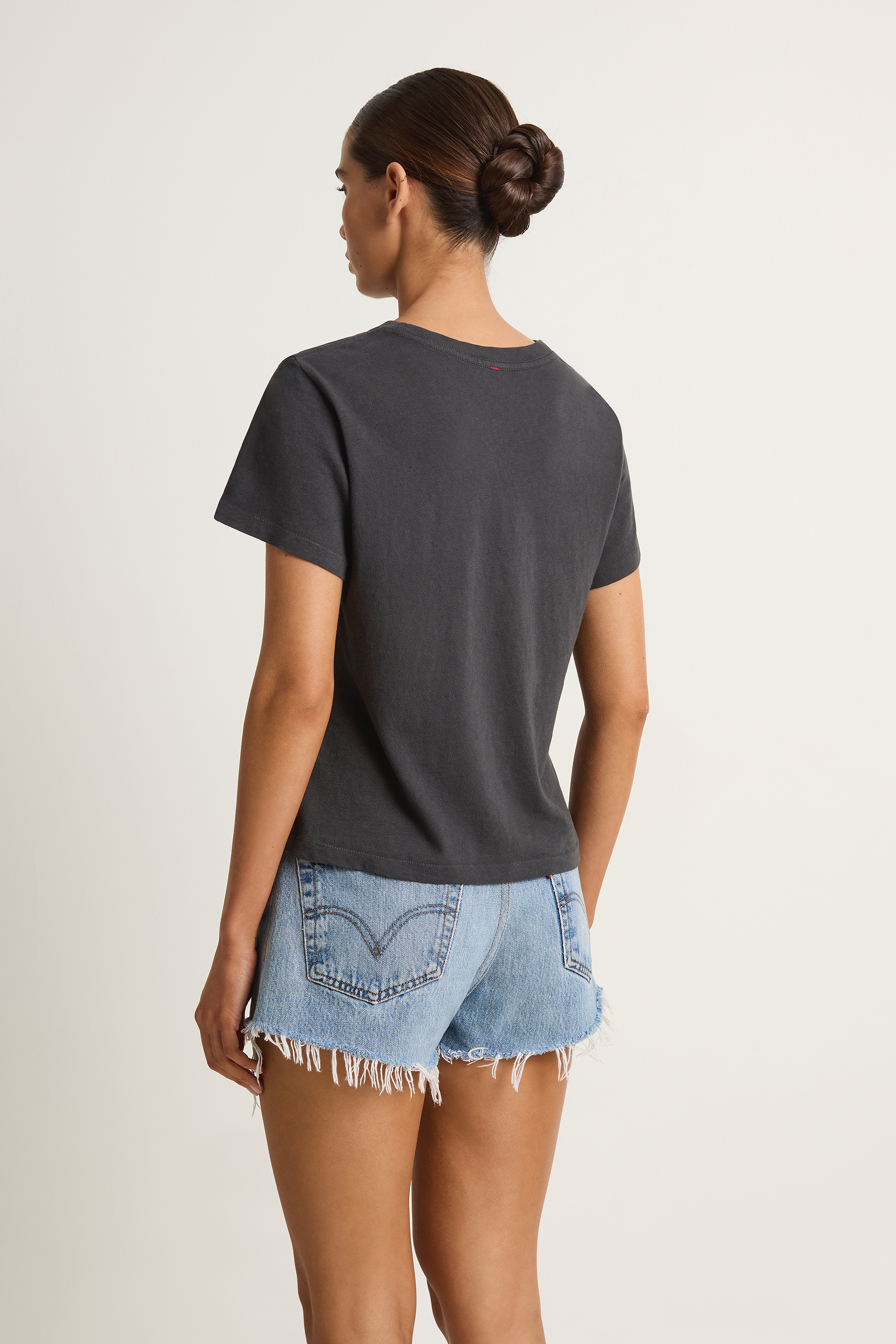 Le Bon Shoppe Airy Darling Tee - Carbon