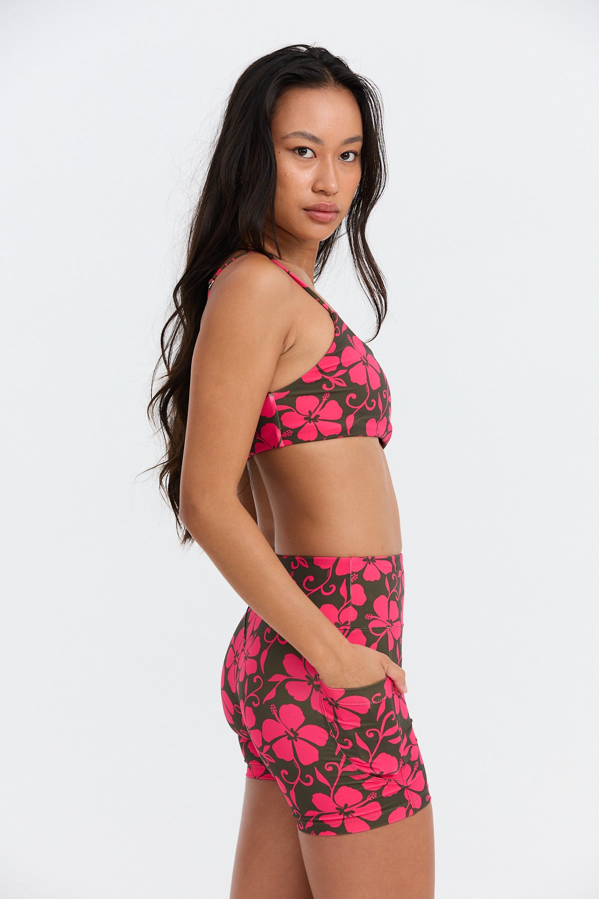Benoa Body 4" Biker Shorts - Pupukea Pink