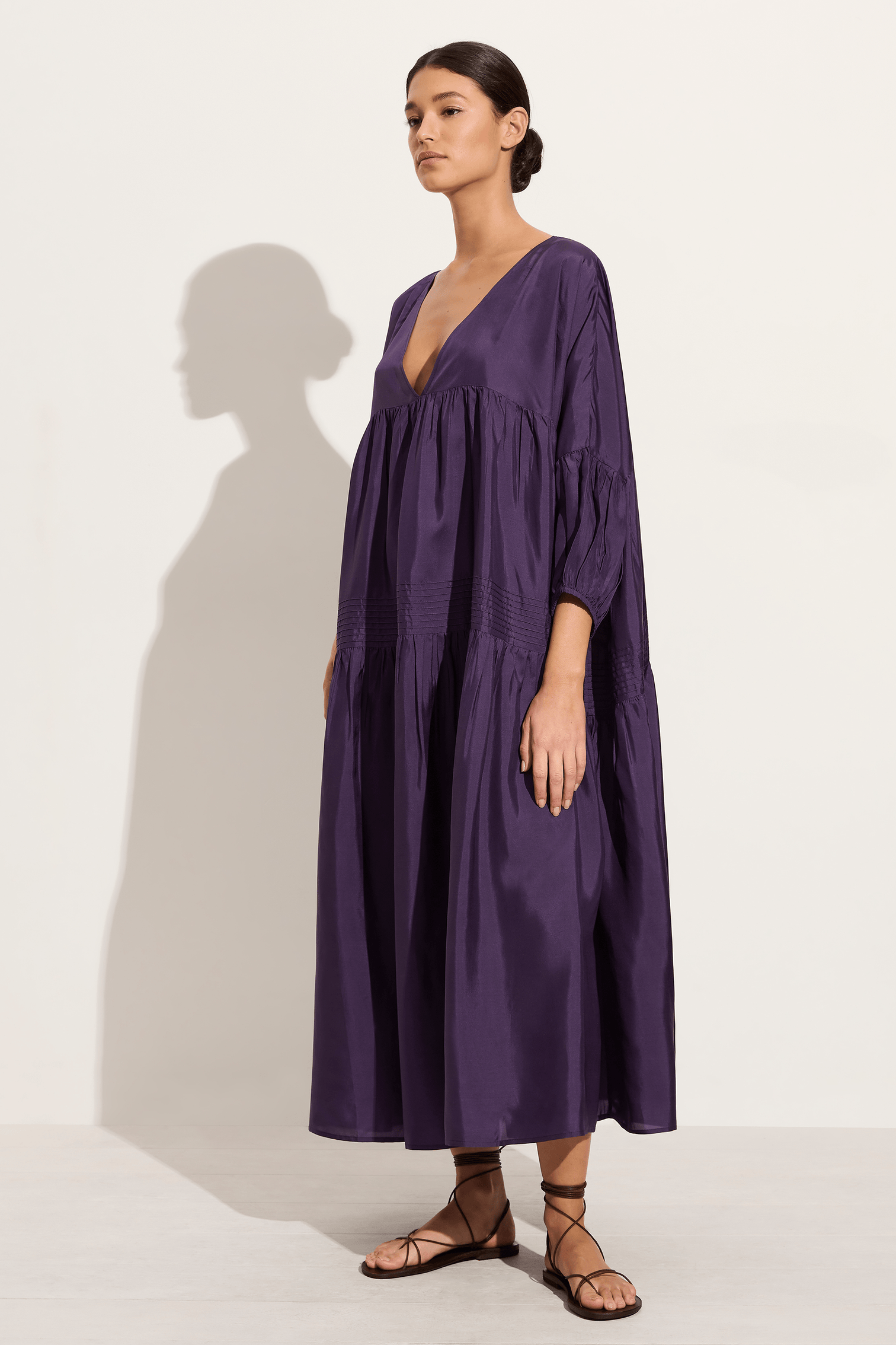 Anaak Airi maxi dress in aubergine – SOLEIL BLUE®