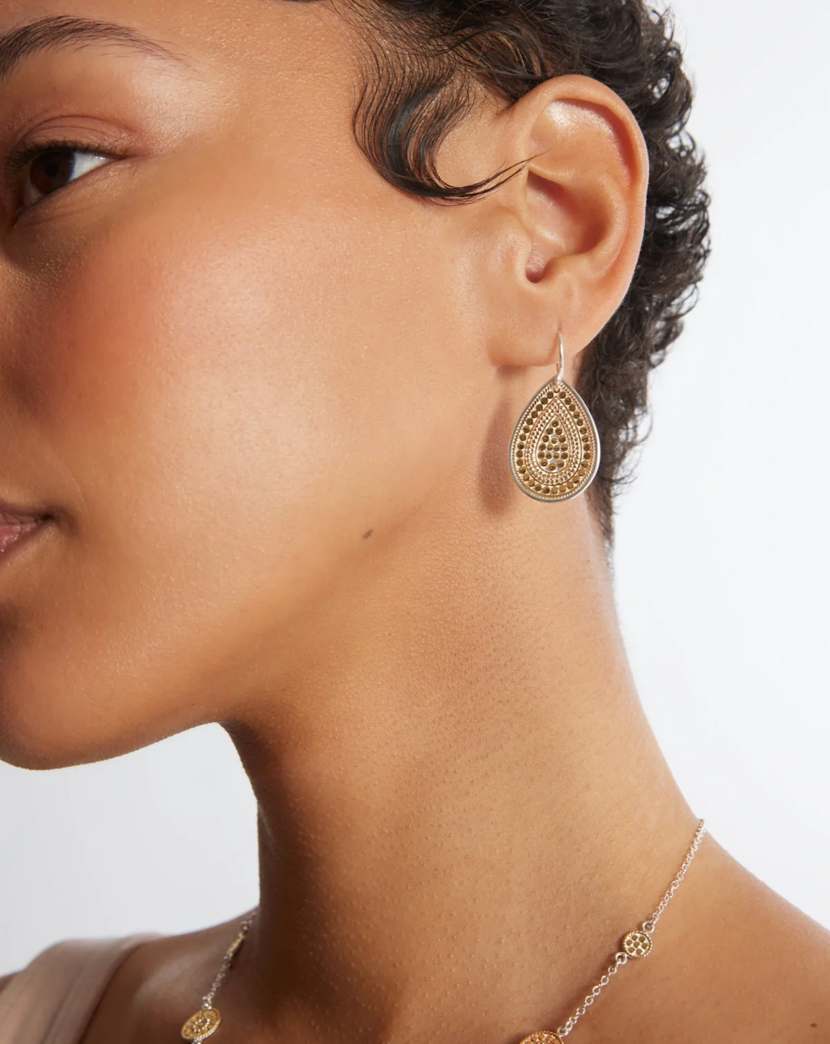 Anna Beck Contrast Dotted Teardrop Earrings - Gold