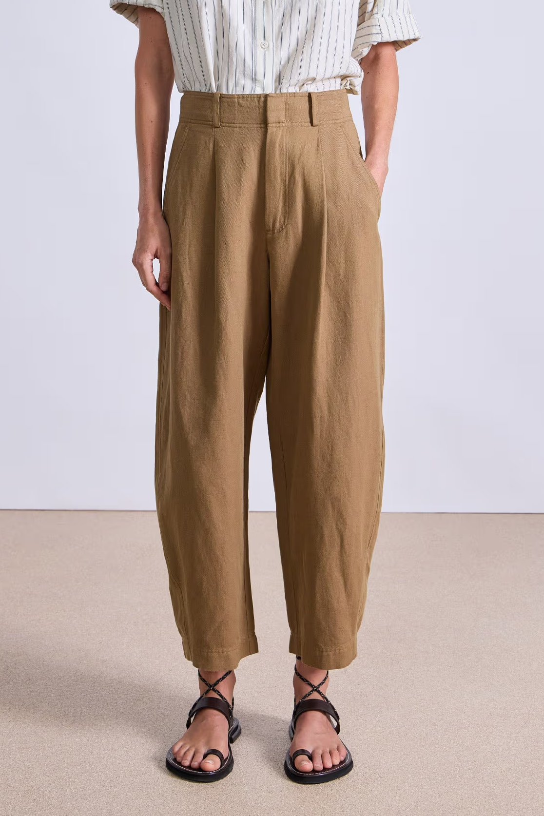 Apiece Apart Bari Crop Trouser - Oak