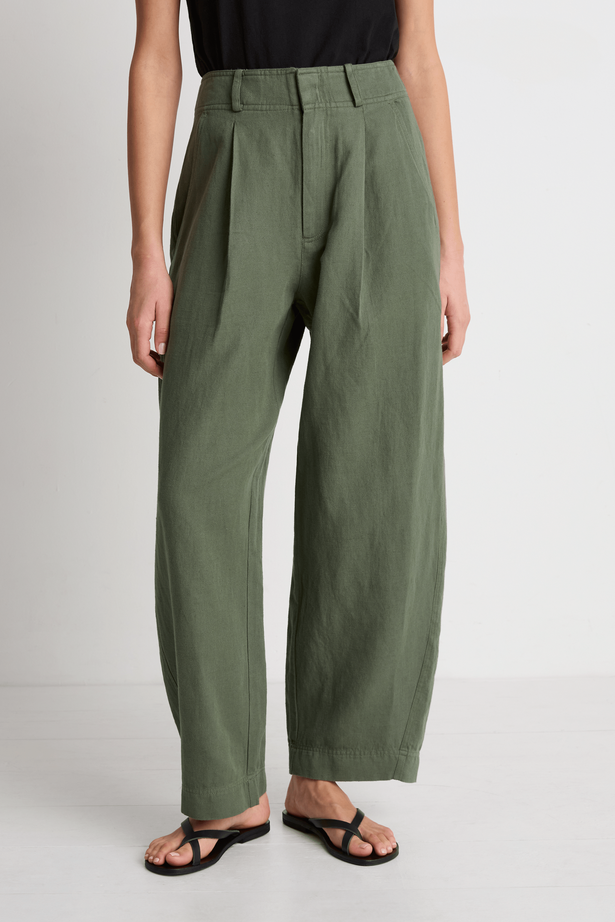 Apiece Apart Bari Crop Trouser - Thyme