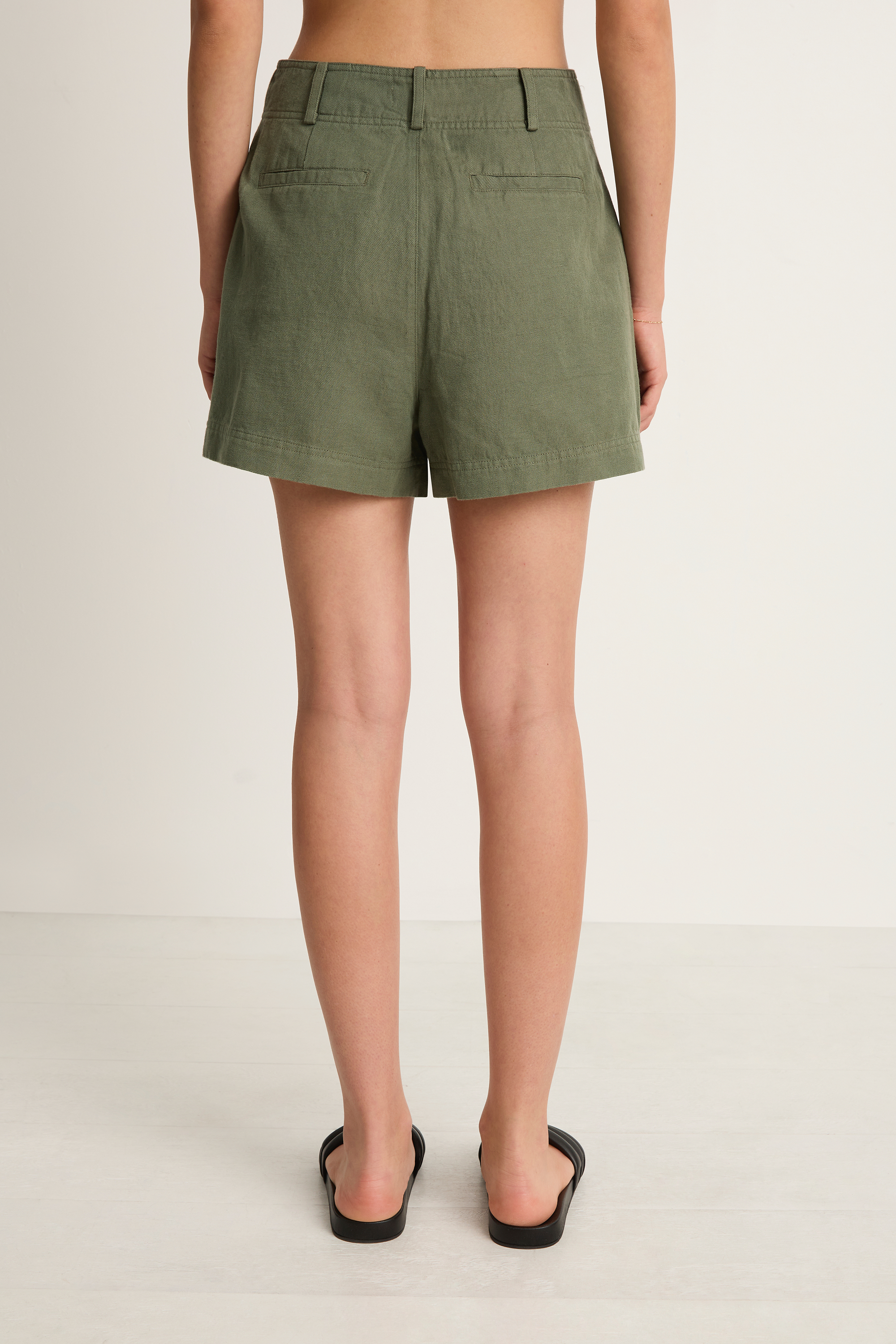Apiece Apart Short Bari Short - Thyme