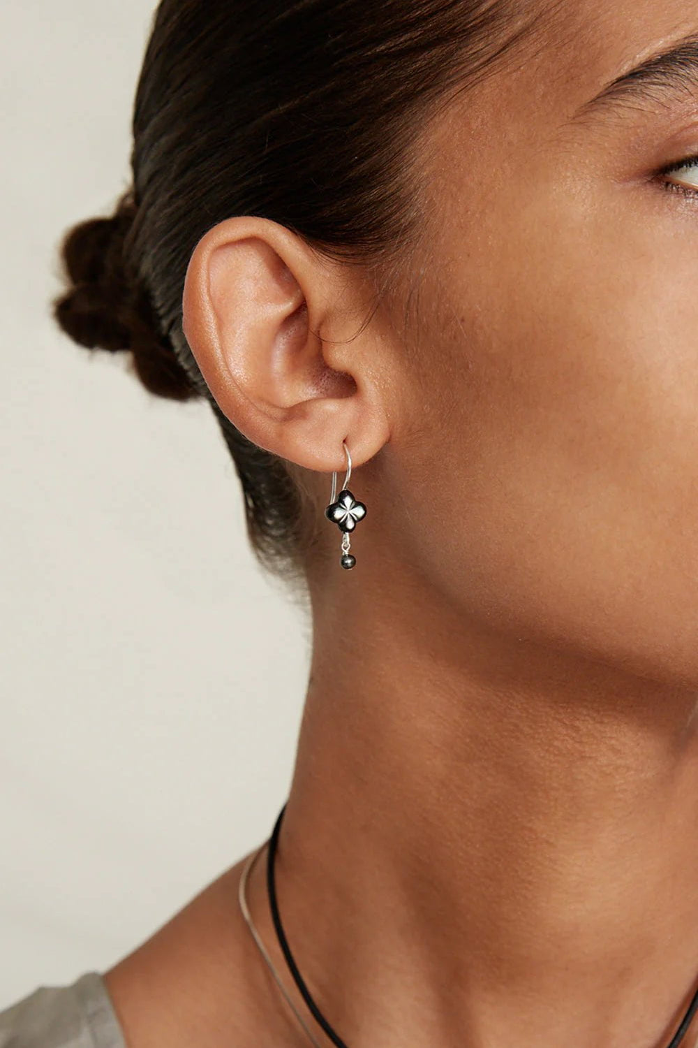 Chan Luu Clover Drop Earrings - Black Mother of Pearl