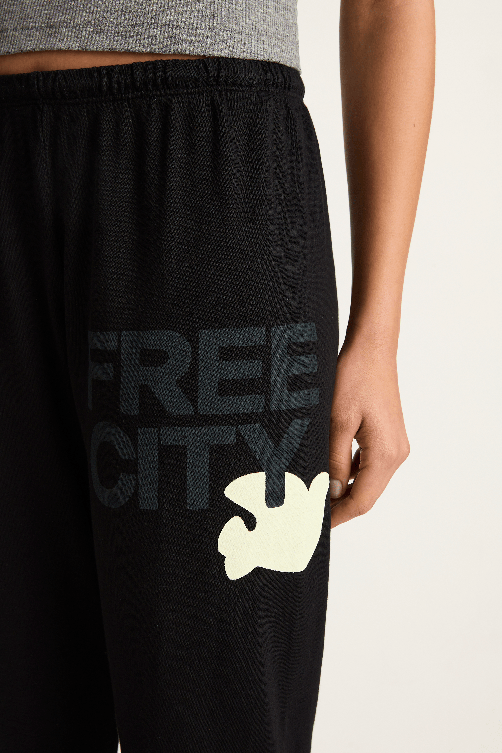 FREECITY Large Sweatpant - Blackspace Cream