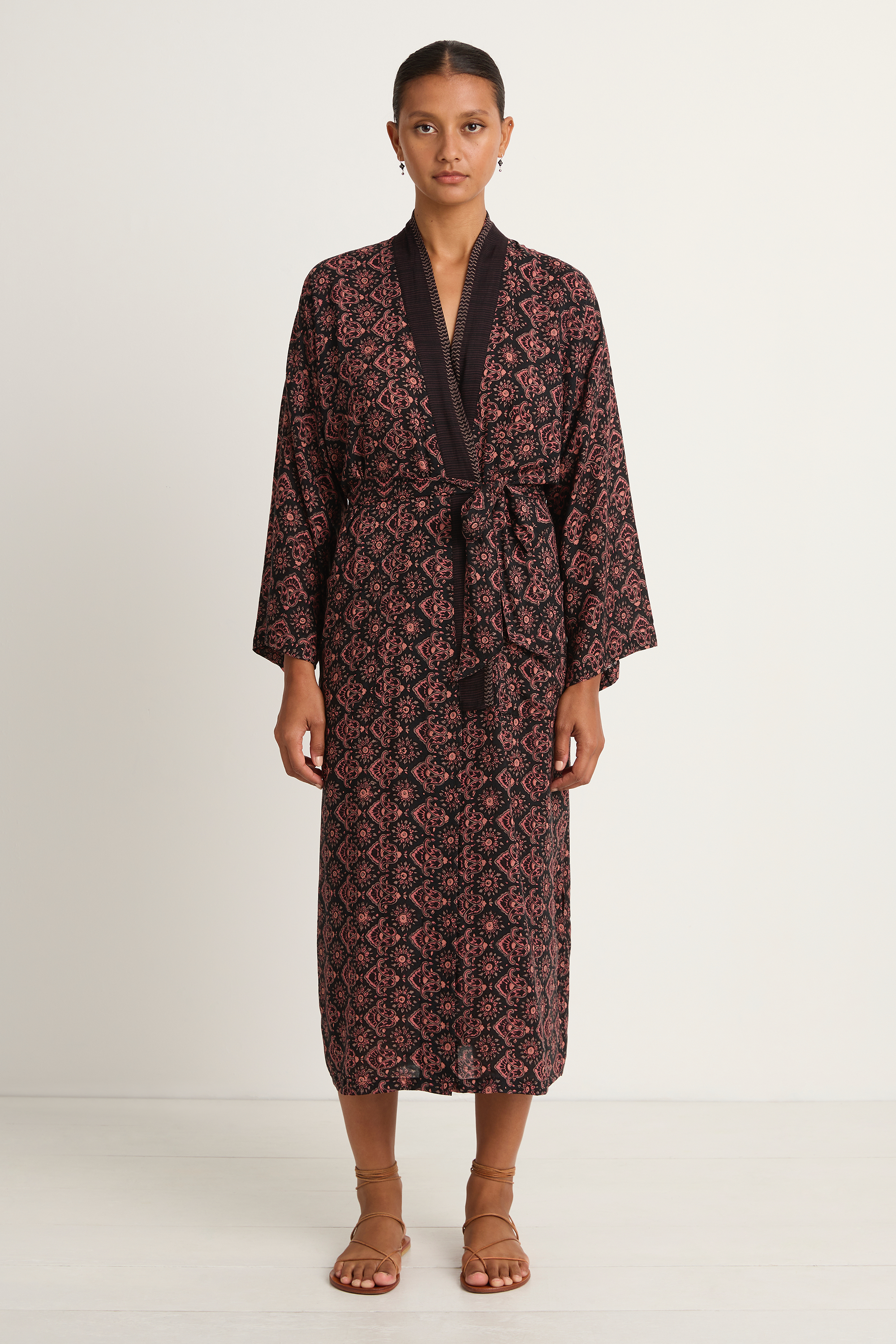 Natalie Martin Diane Smoking Jacket - Fleur-De-Lis Black