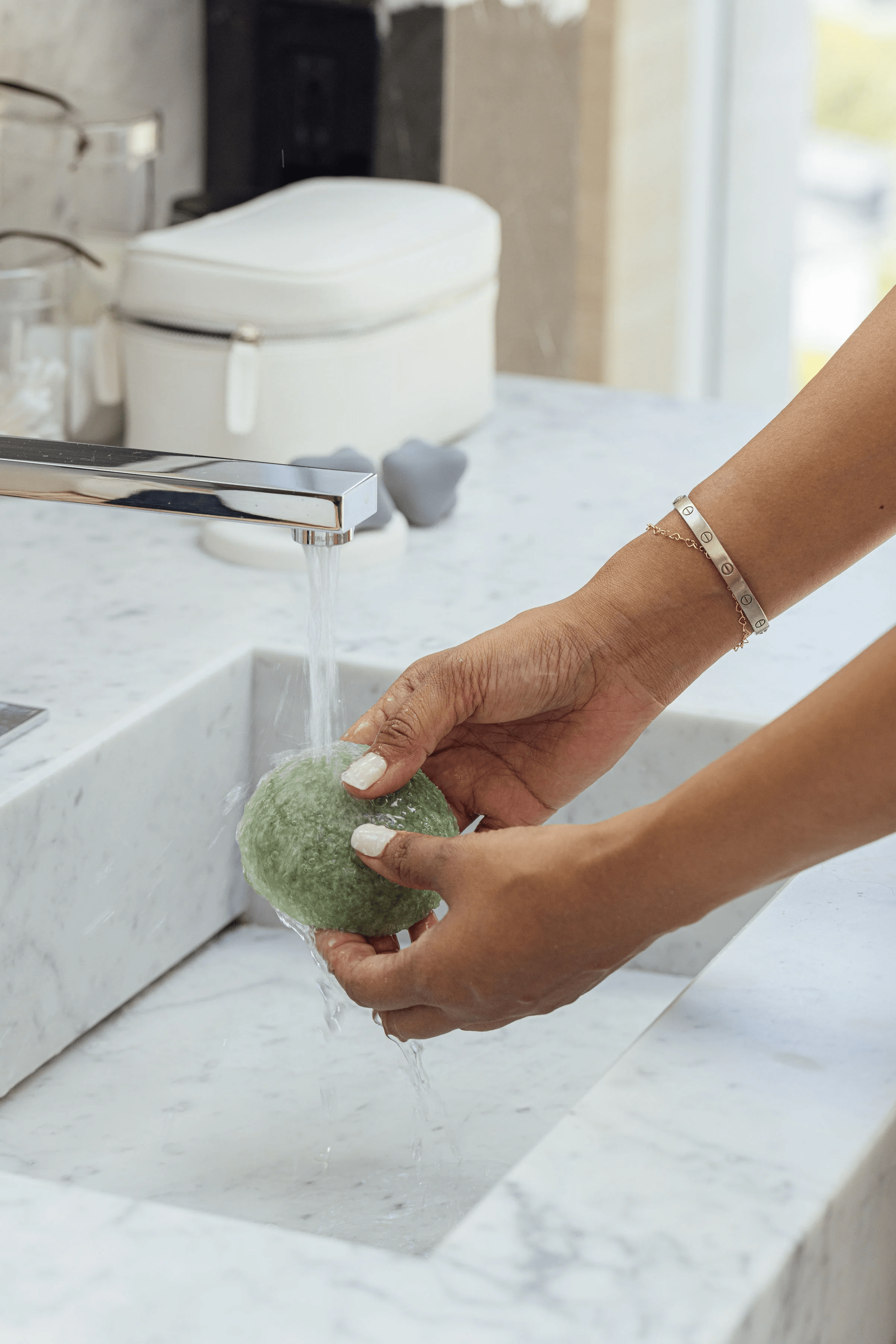 Shikohin Plant-Based Konjac Sponge - Matcha