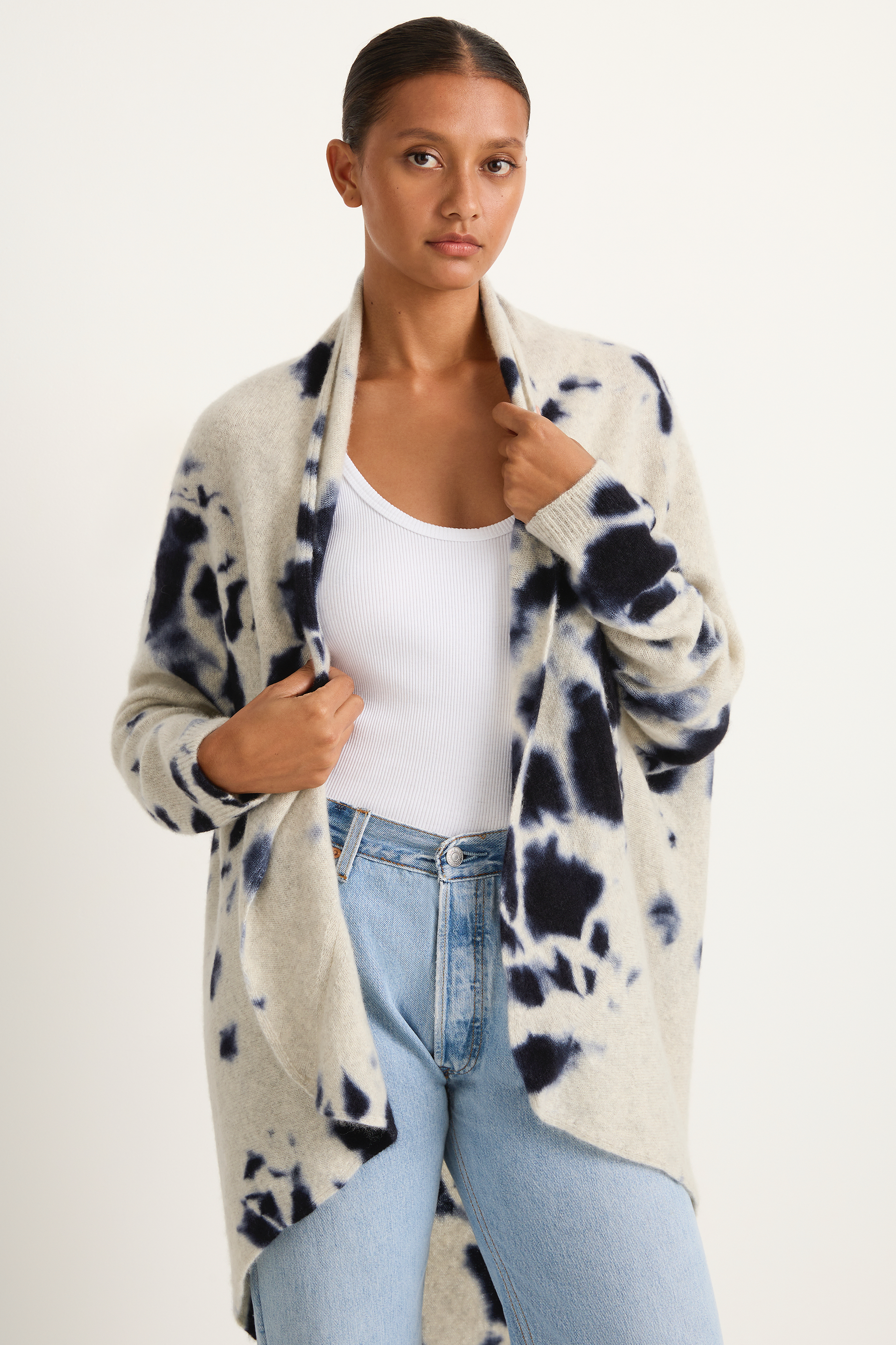 Suzusan Cashmere Seamless Upside Down Cape - Madara Shibori Black Suzusan Cashmere Seamless Upside Down Cape - Madara Shibori Black