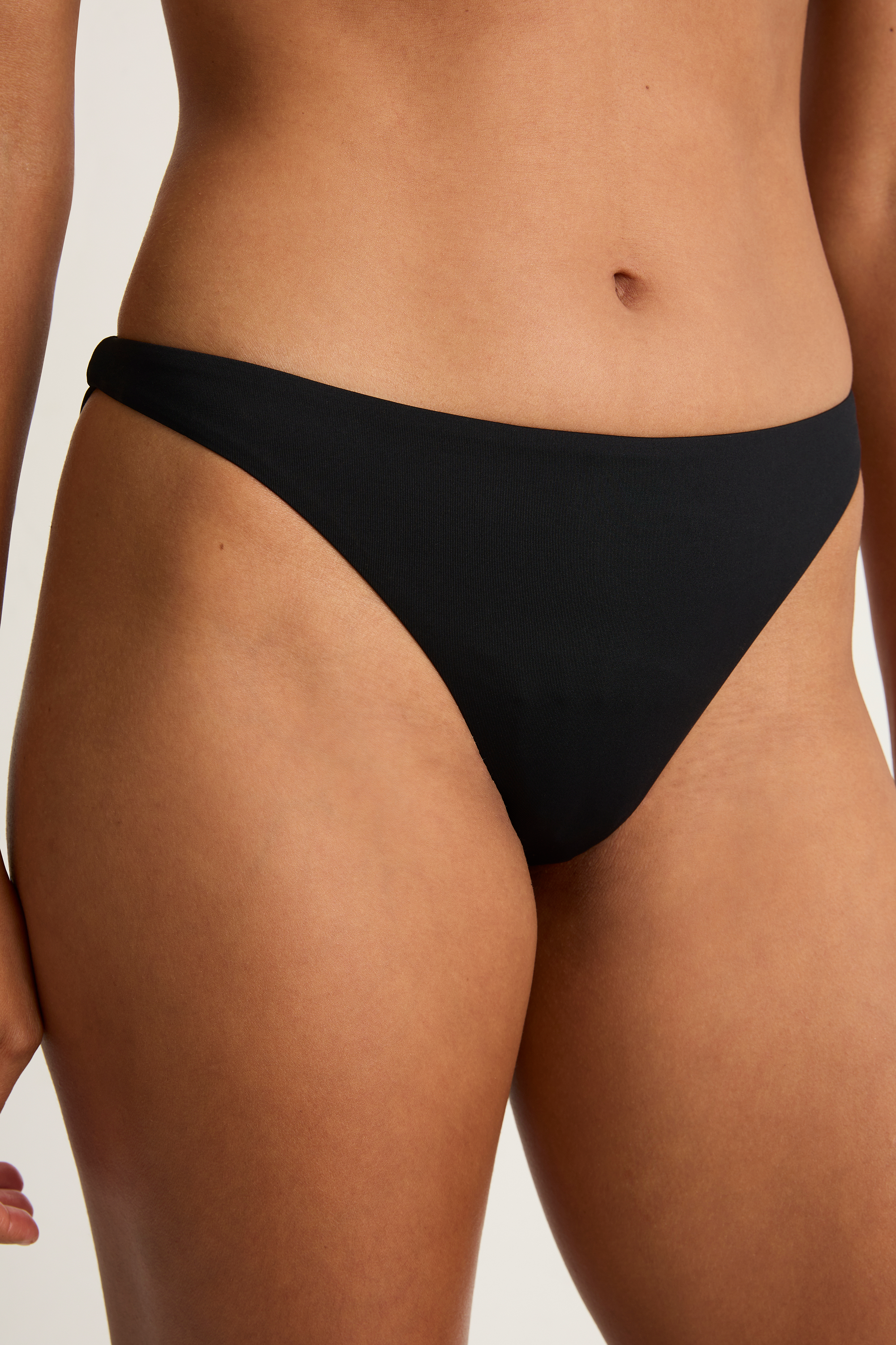 Vitamin A Samba Bottom - Black